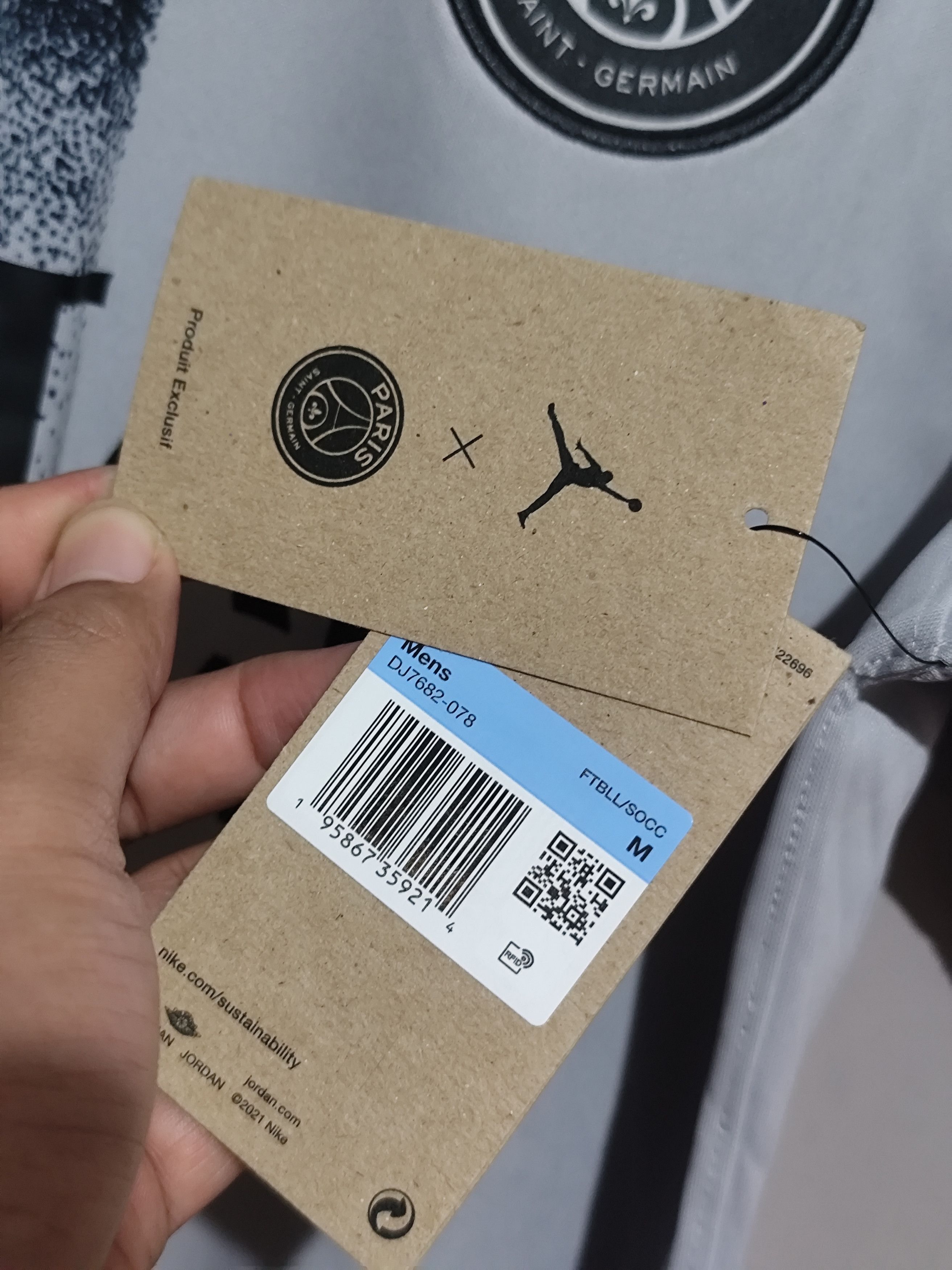 Jordan Brand × Nike Jordan x Paris Saint-Germain (PSG) 2022/23 #30 Messi Jersey Size US M / EU 48-50 / 2 - 10 Thumbnail