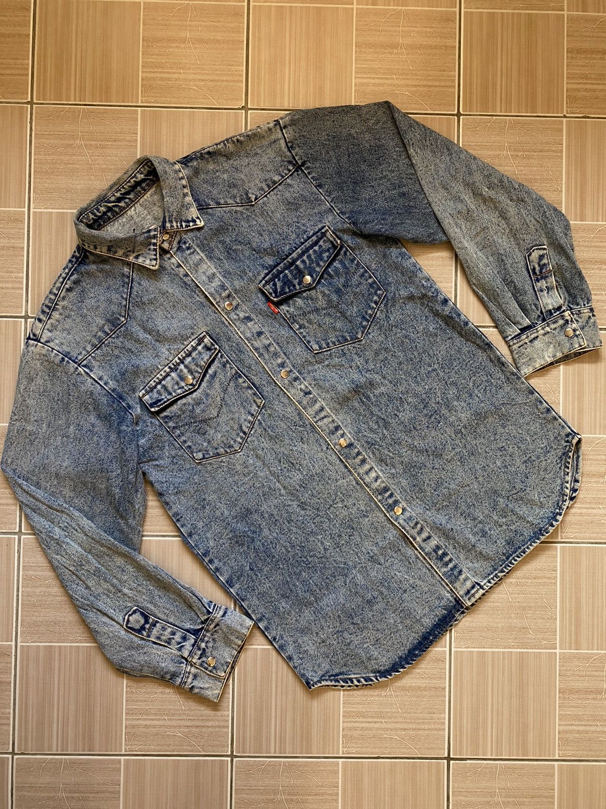 Levi's × Levi's Vintage Clothing × Vintage VINTAGE ACID WASH LEVIS DENIM CHAMRAY Size US M / EU 48-50 / 2 - 1 Thumbnail