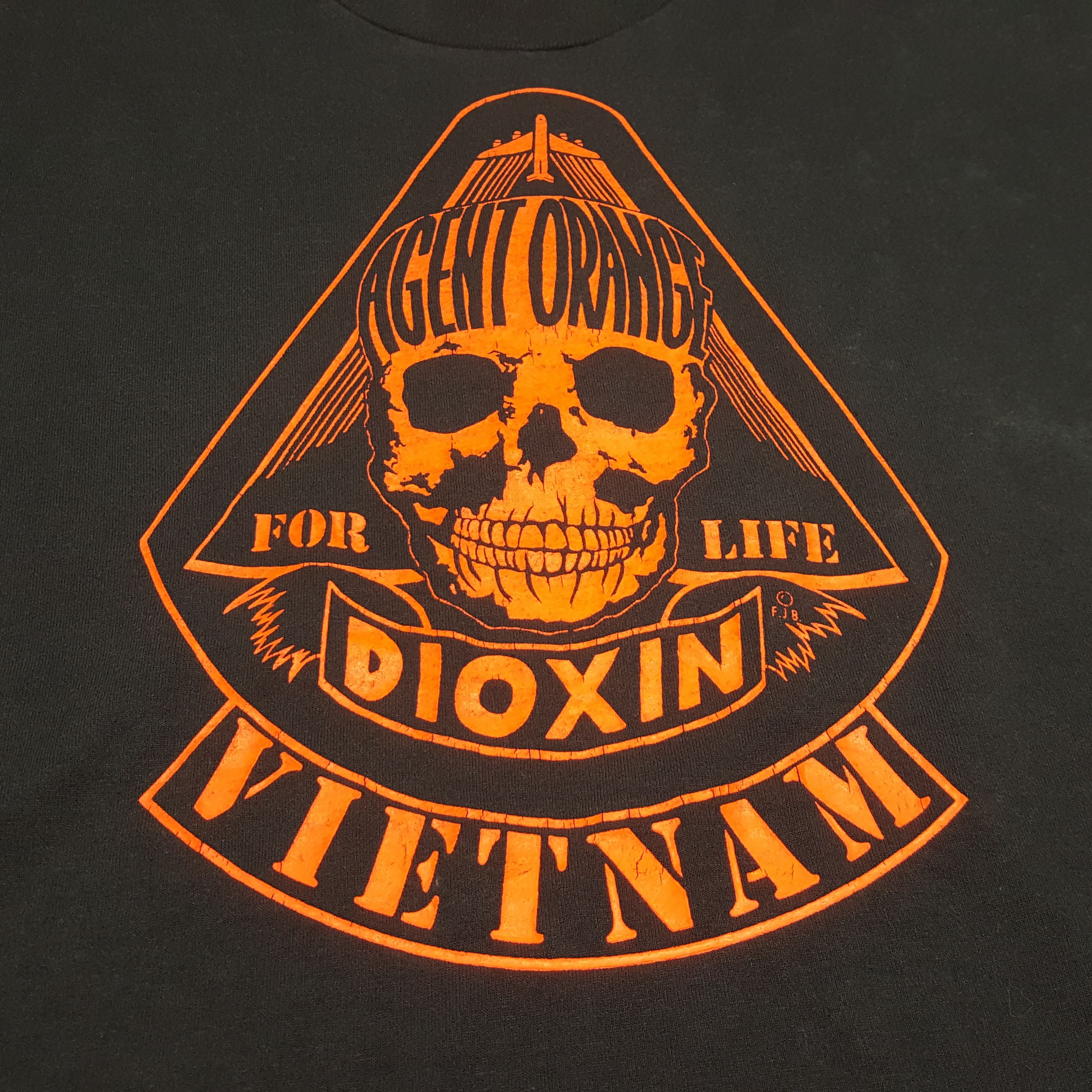 Fruit Of The Loom Agent Orange Dioxin Tshirt RR14 Size US L / EU 52-54 / 3 - 5 Thumbnail
