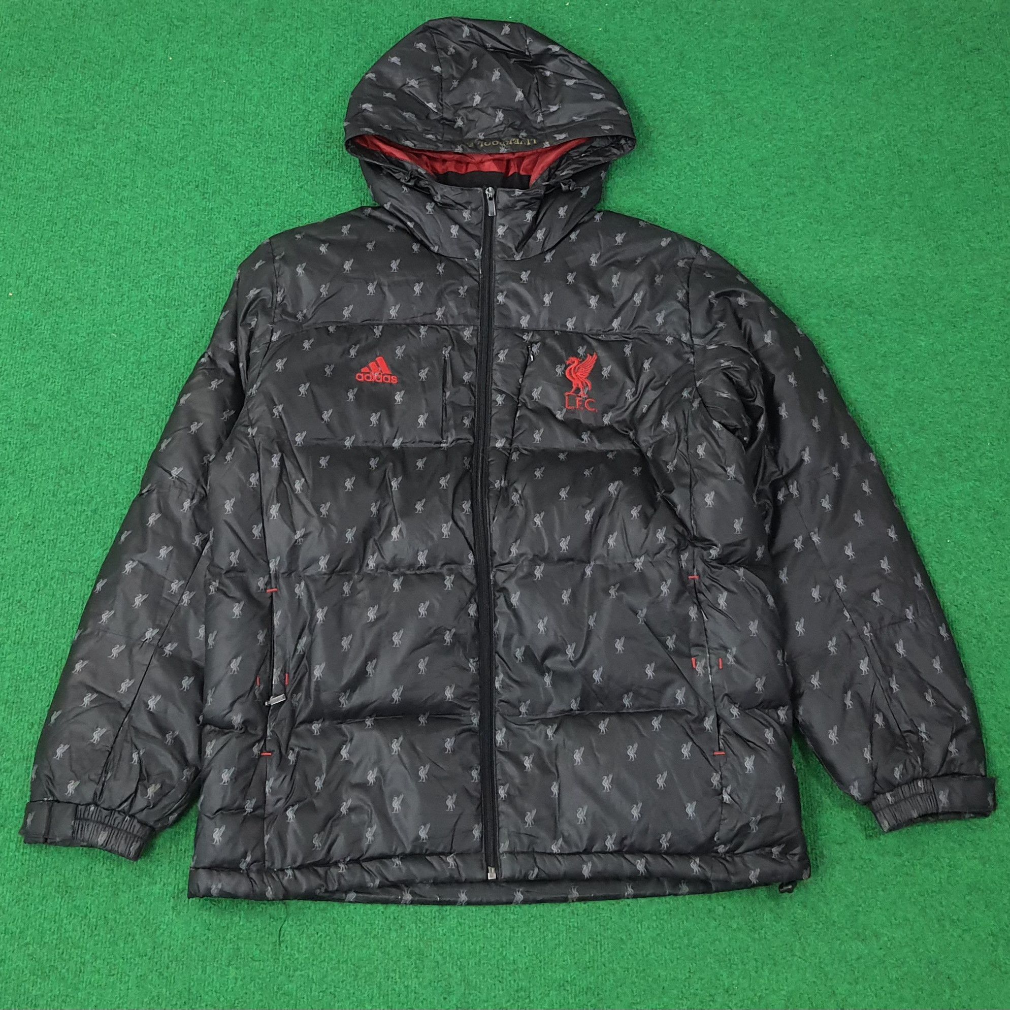 Adidas Vintage Adidas Liverpool F.C Puffer Jacket C262N5 Size US L / EU 52-54 / 3 - 1 Thumbnail