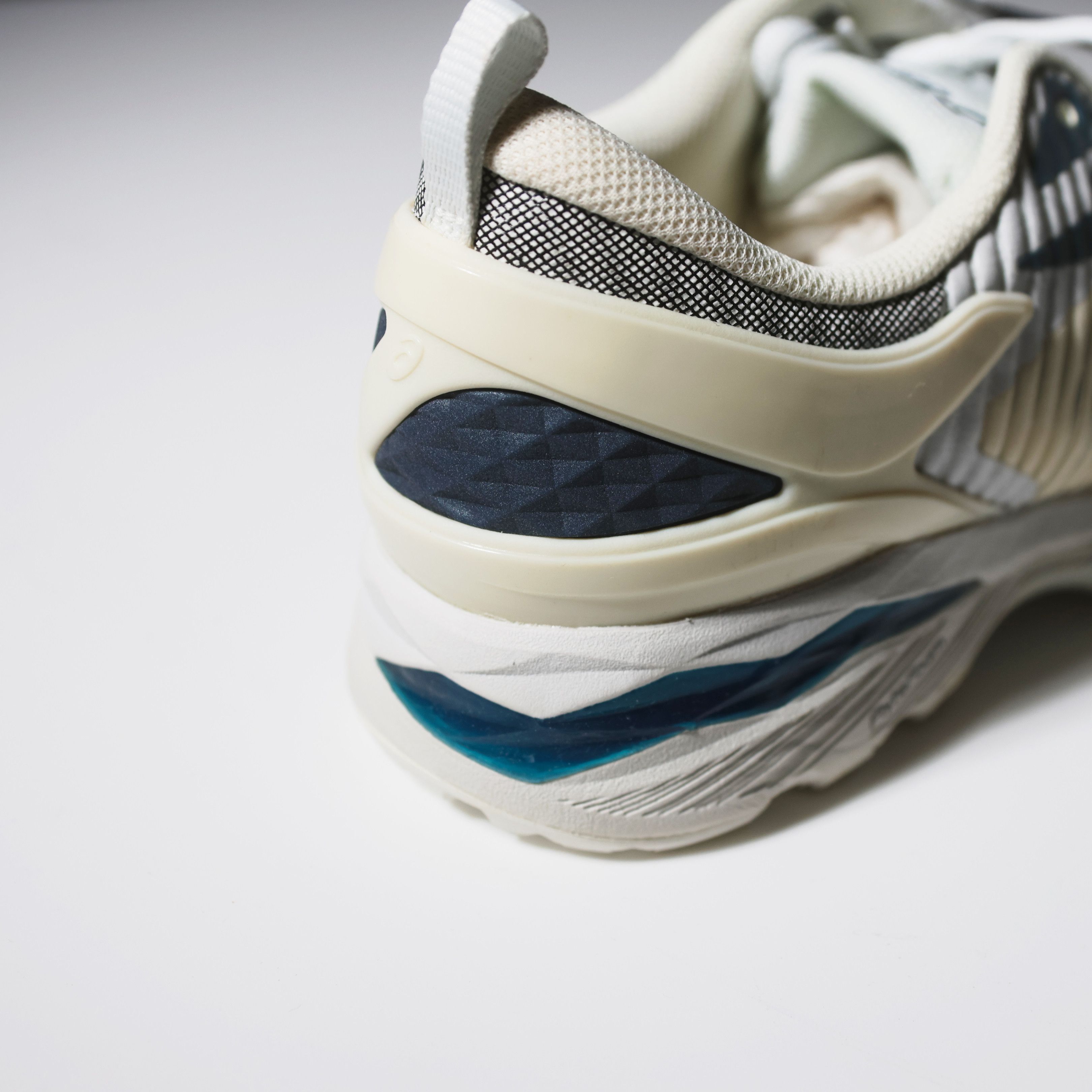Asics × Kiko Kostadinov Asics x Kiko Kostadinov Gel-Delva 1 Cool Mist Size US 10 / EU 43 - 4 Thumbnail