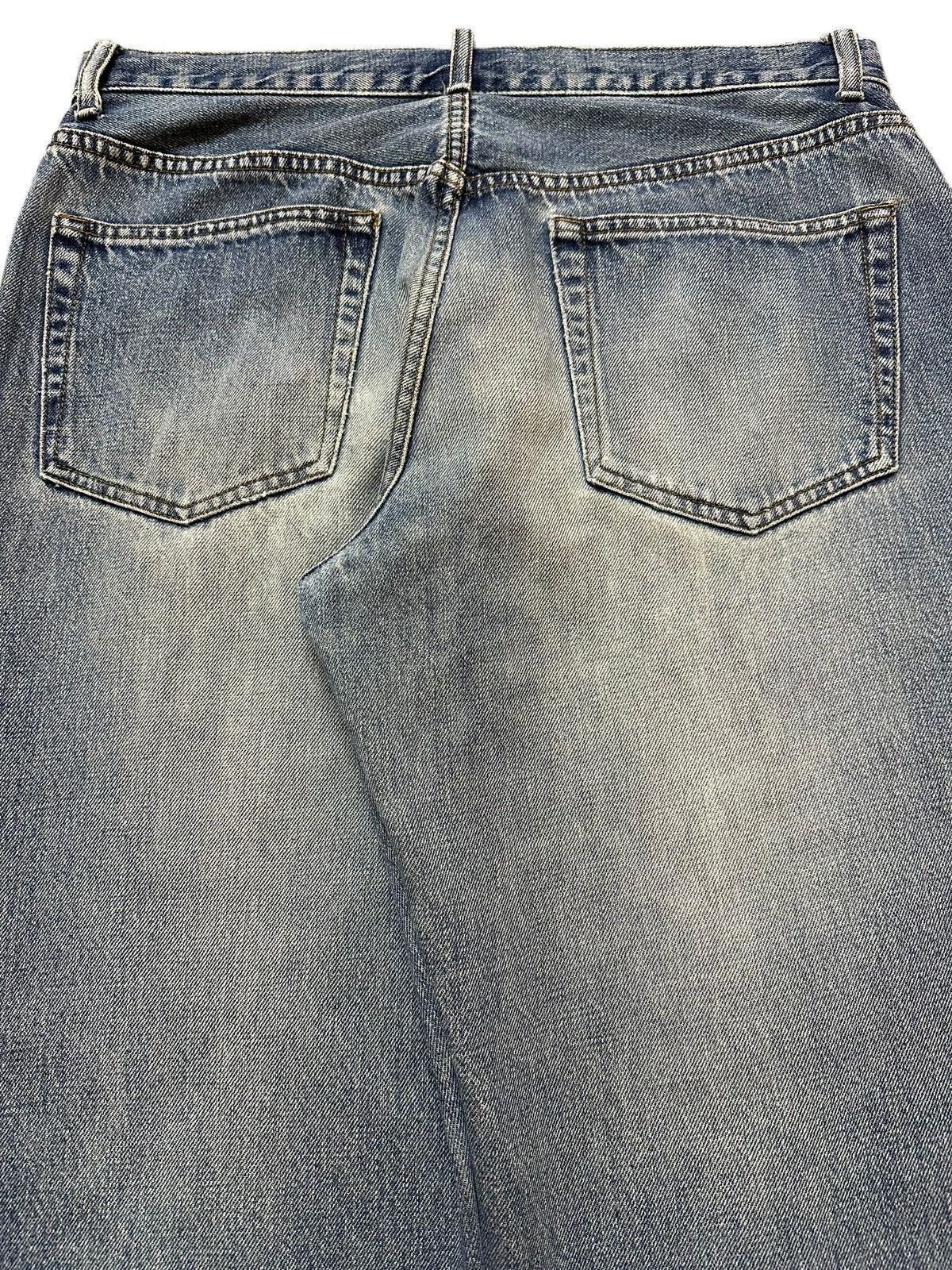 Japanese Brand Vintage Japanese Brand Faded Wash Distress Baggy Jeans Size US 32 / EU 48 - 6 Thumbnail