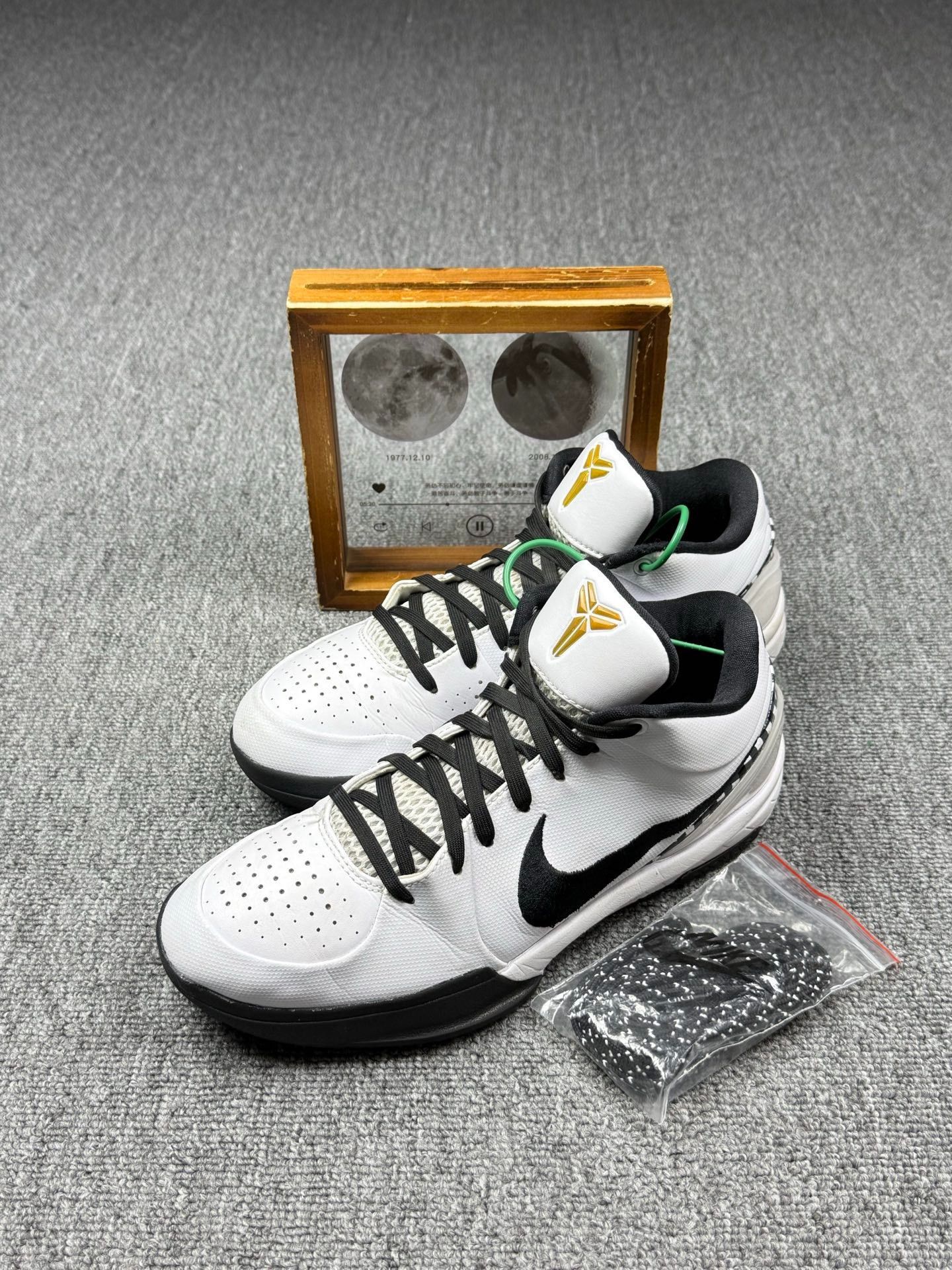 Nike Nike KOBE4 Black Lowtop Sneakers 9 Men Size US 9 / EU 42 - 1 Thumbnail