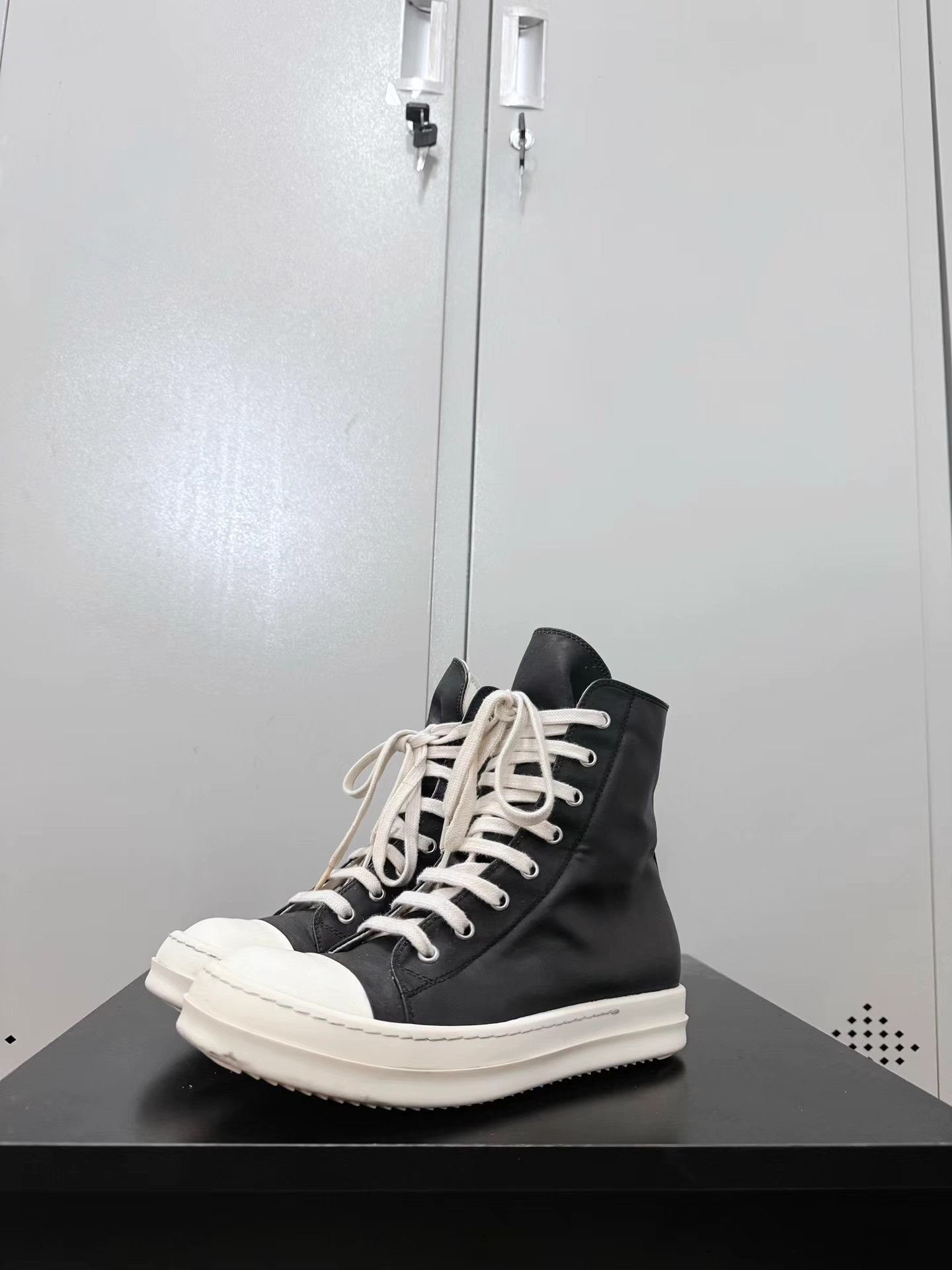 Rick Owens Drkshdw Rick Owens Drkshdw waxed canvas high-top sneakers Size US 6.5 / IT 36.5 - 1 Thumbnail