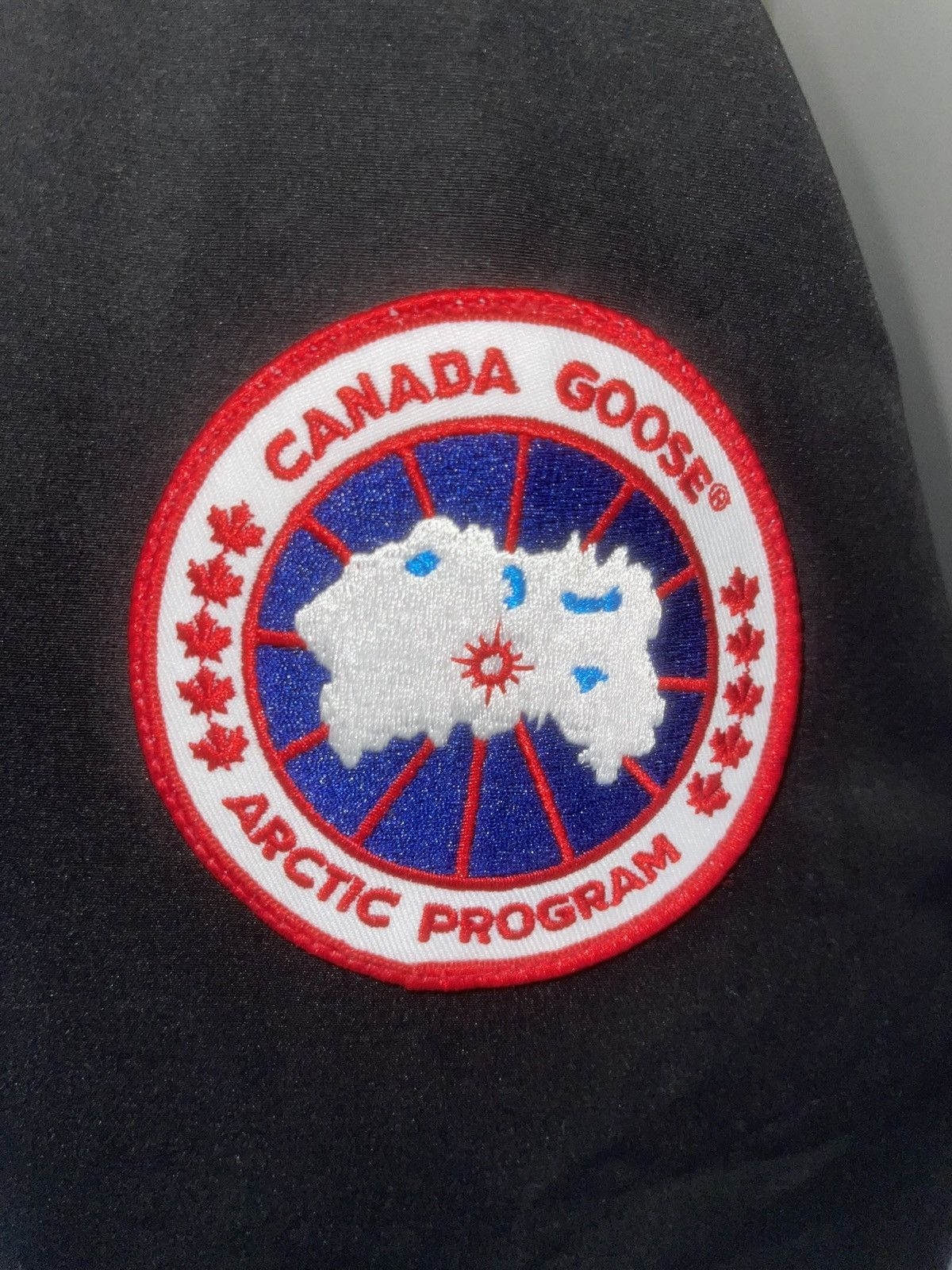 Canada Goose Canada Goose x OVO - Terrain Parka Size US M / EU 48-50 / 2 - 4 Thumbnail