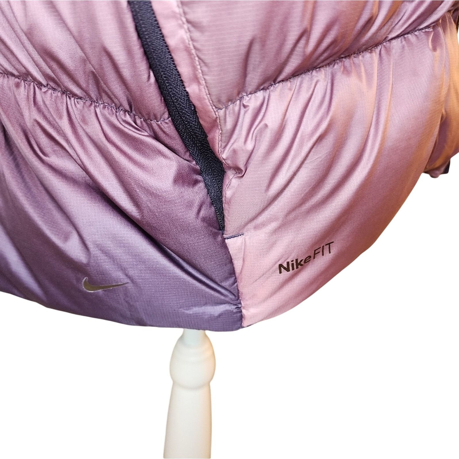 Nike ACG Women's Nike ACG out layer hooded jacket L variegated purple Size L / US 10 / IT 46 - 7 Thumbnail