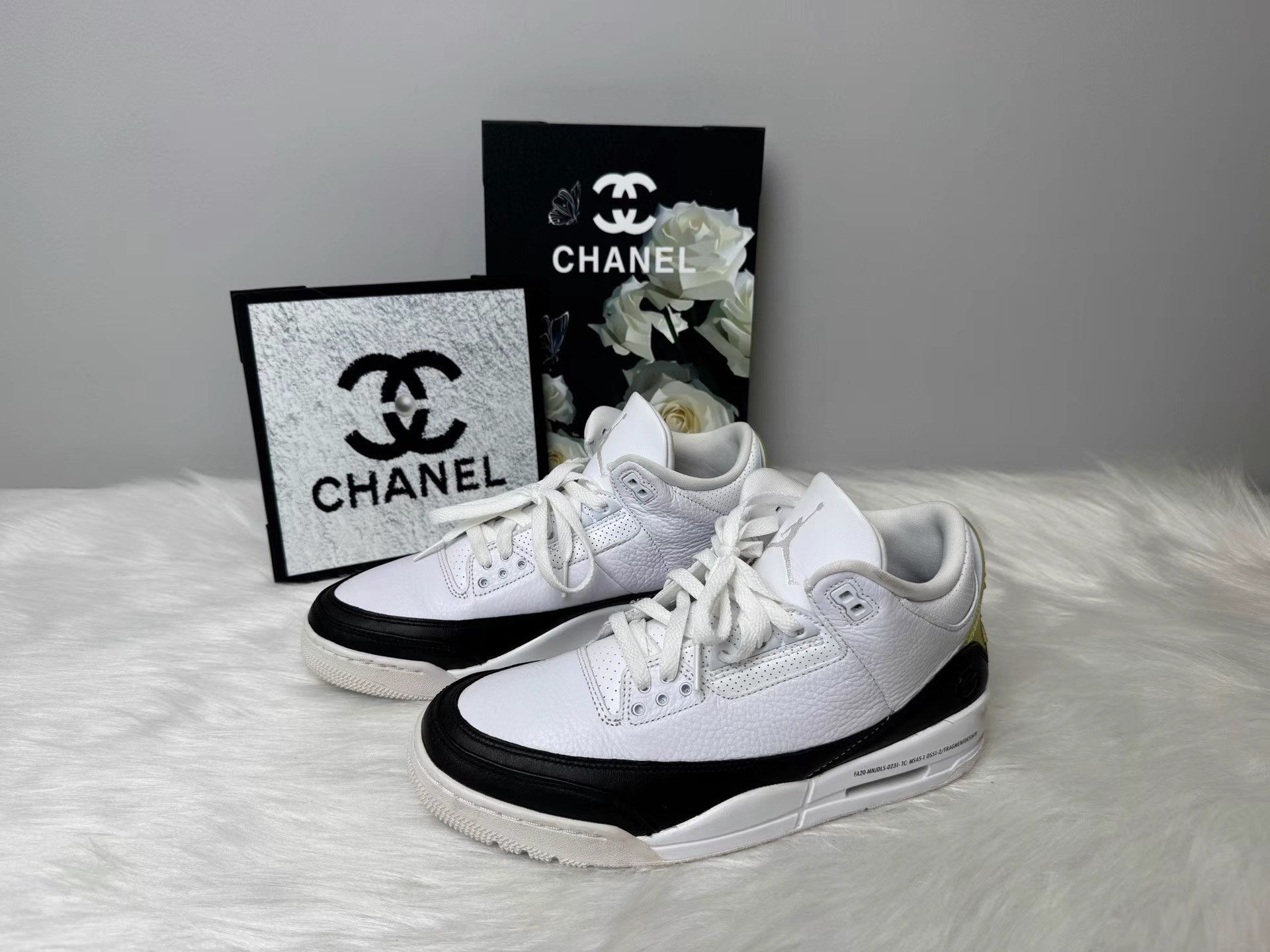Fragment Design Fragment Design AJ3 Mid Retro Shoes K36 Size US 10 / EU 43 - 1 Thumbnail