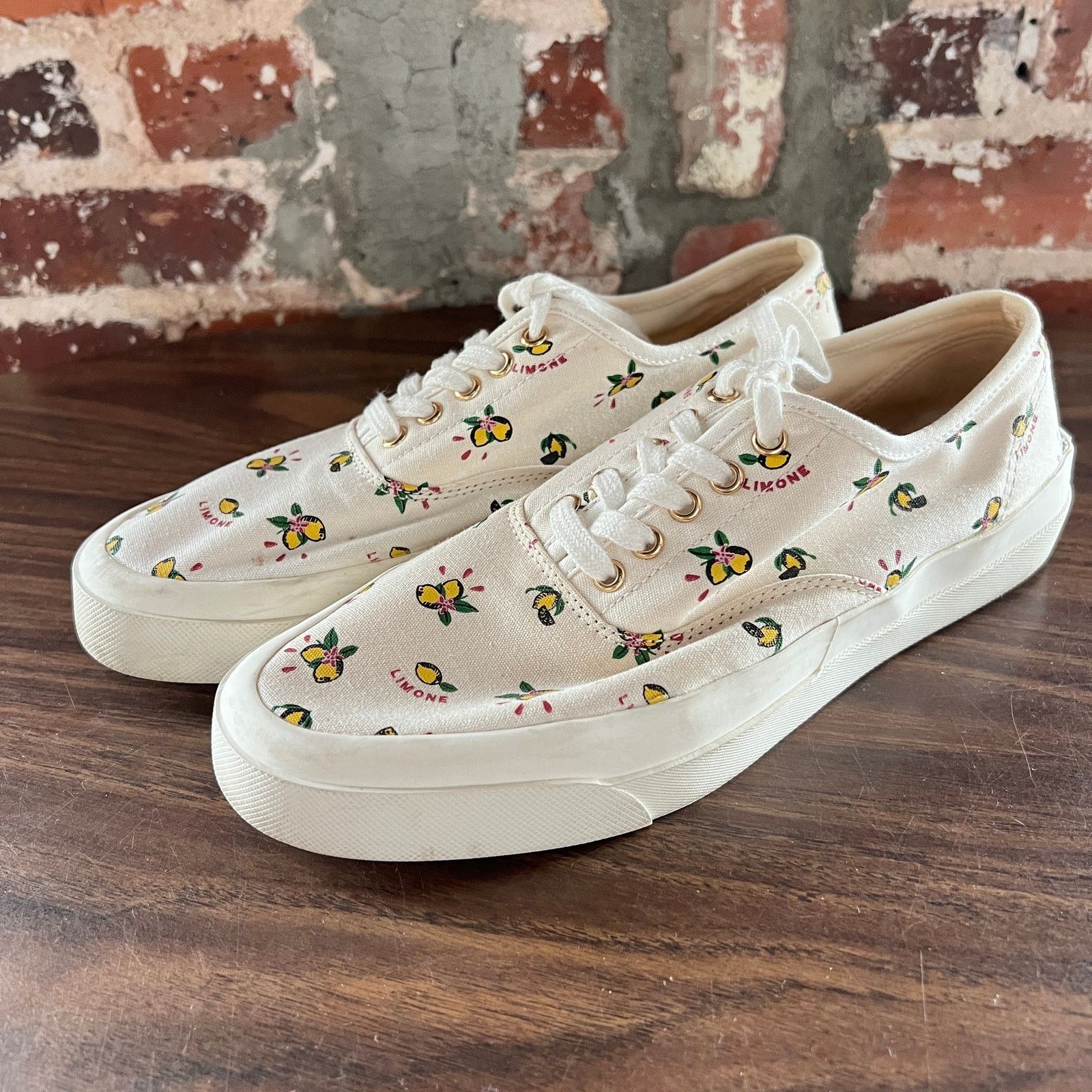 Maison Kitsune Maison Kitsune Limone All Over Print Sneakers Size 41 US 9 Size US 9 / EU 42 - 3 Thumbnail