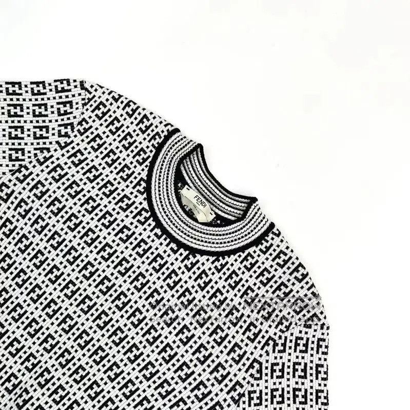 Fendi Fendi Multicolor Women's T-Shirt in One Size . Size XXS / US 00 / IT 34 - 3 Thumbnail