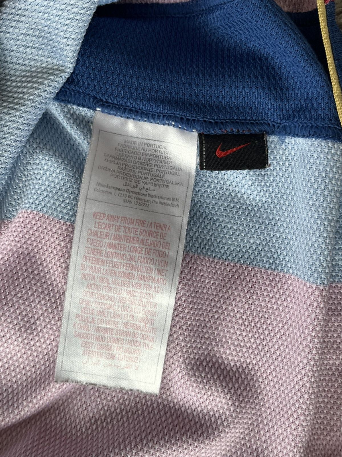 Nike Vintage Jersey FC.Barcelona UNICEF Size US XL / EU 56 / 4 - 10 Thumbnail