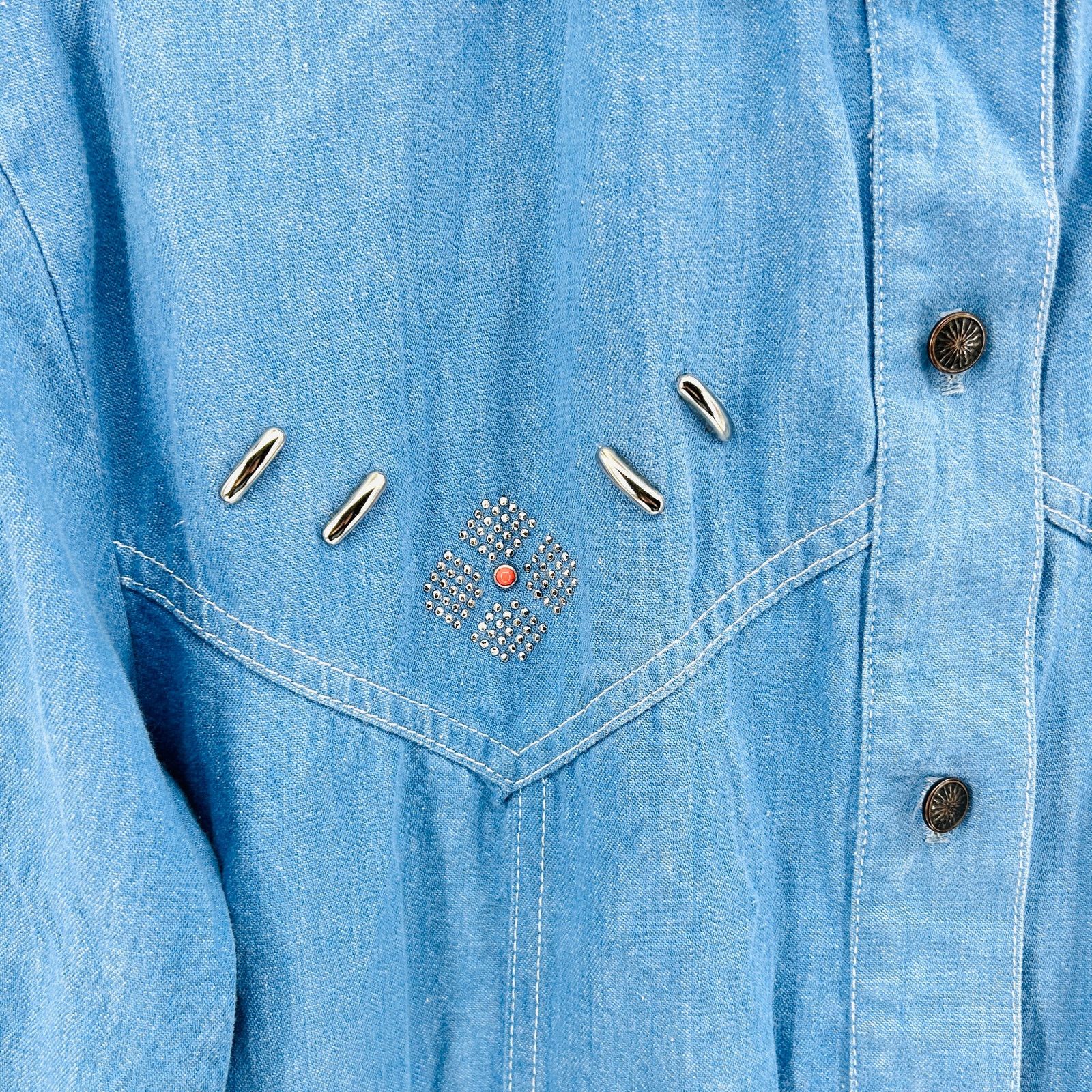 GRAFF 80s Light Blue 100% Cotton Embellished Western Denim Jacket Size M / US 6-8 / IT 42-44 - 2 Thumbnail