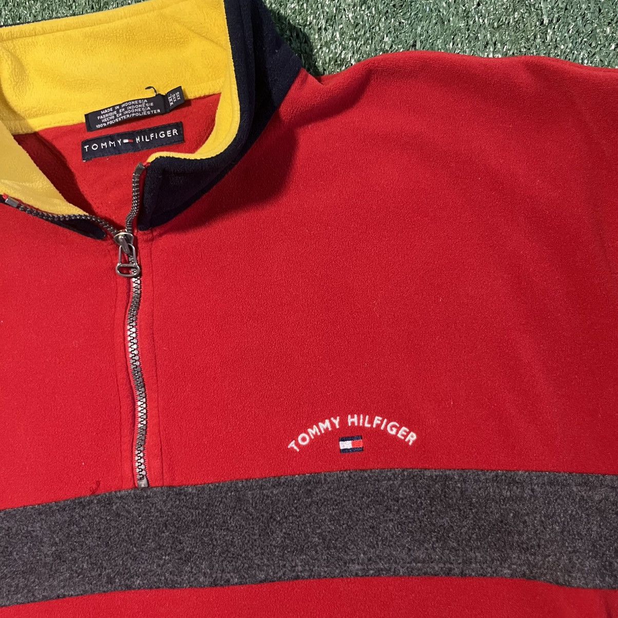 Tommy Hilfiger Vintage Fleece Red Tommy Hilfiger Collared Pullover Jacket Size US XXL / EU 58 / 5 - 2 Thumbnail