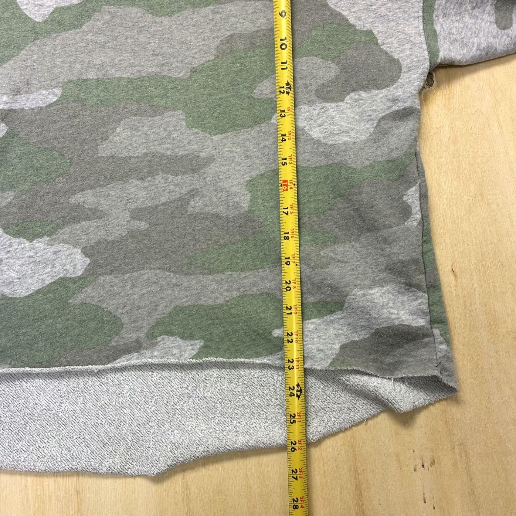 Vintage Aerie Sweatshirt Womens XL Green Camouflage 1/4 Zip Pullover Terry Long Sleeve Size XL / US 12-14 / IT 48-50 - 6 Thumbnail