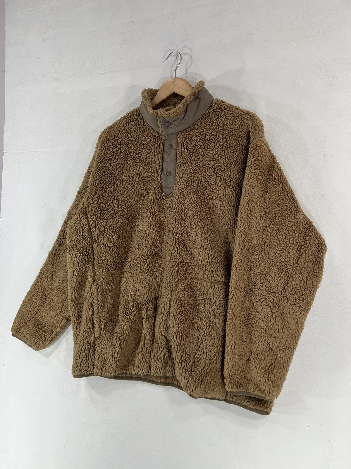 Lemaire × Uniqlo × White Mountaineering Uniqlo White Mountaineering Sherpa Half Button Size US XL / EU 56 / 4 - 3 Thumbnail