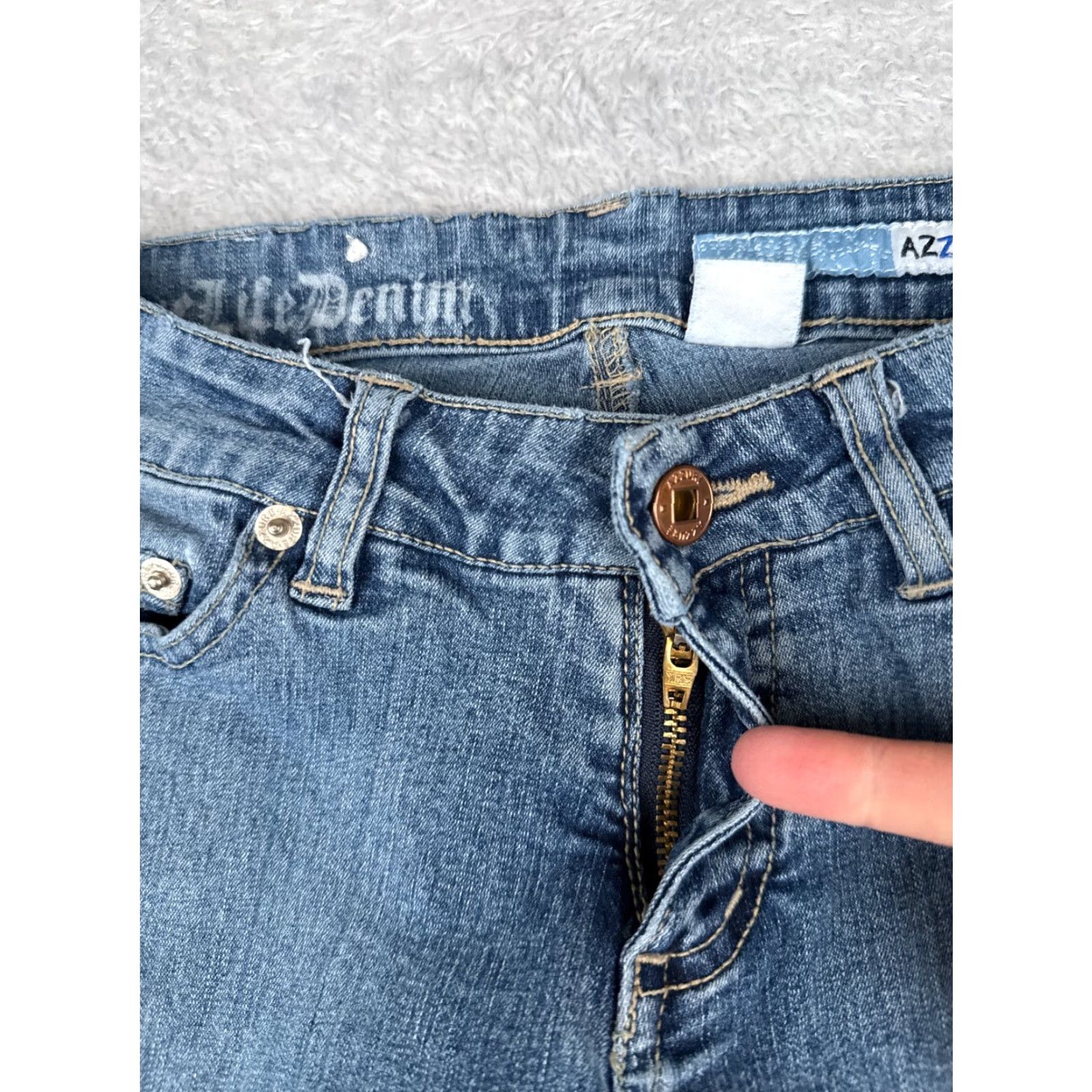 Vintage Azure Jeans Women Jeans Bootcut 26 Blue Denim Low Rise Cotton Blend 24x30 MPN 24X30 Blue Azure Denim Women 26 Bootcut Jeans Womens Size 26" / US 2 / IT 38 - 5 Thumbnail