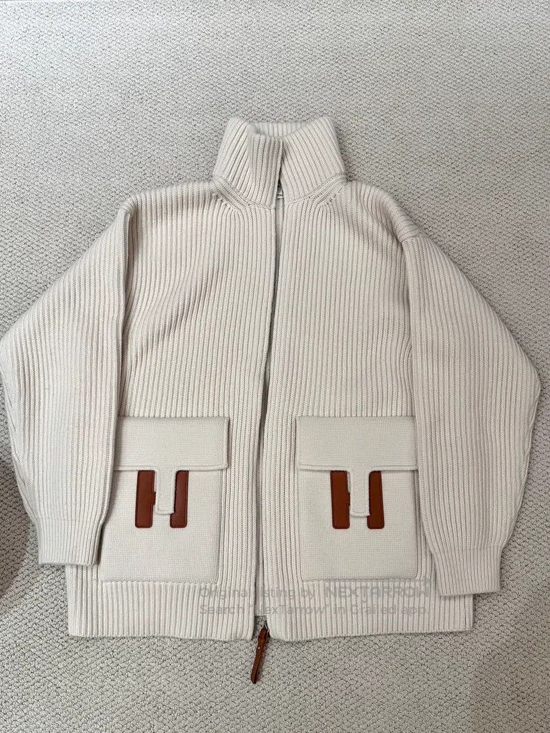 Hermes Hermes Women's wool H pocket zipper outer, white Size XS / US 0-2 / IT 36-38 - 1 Thumbnail