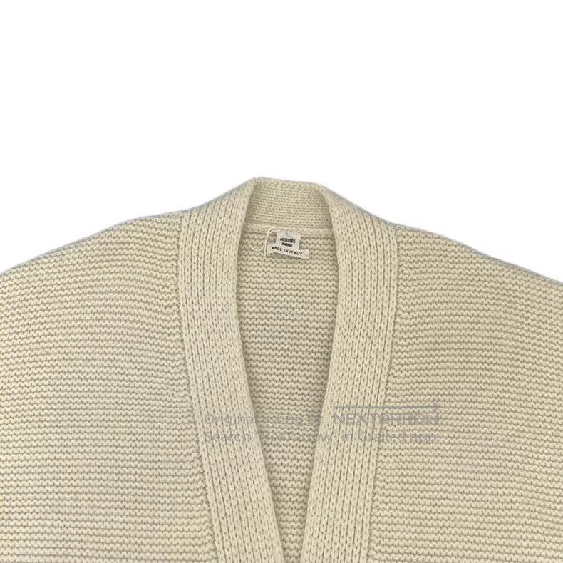 Hermes Hermes Beige Cashmere V-Neck Single Breasted Long Sleeve K Size XXS / US 00 / IT 34 - 5 Thumbnail