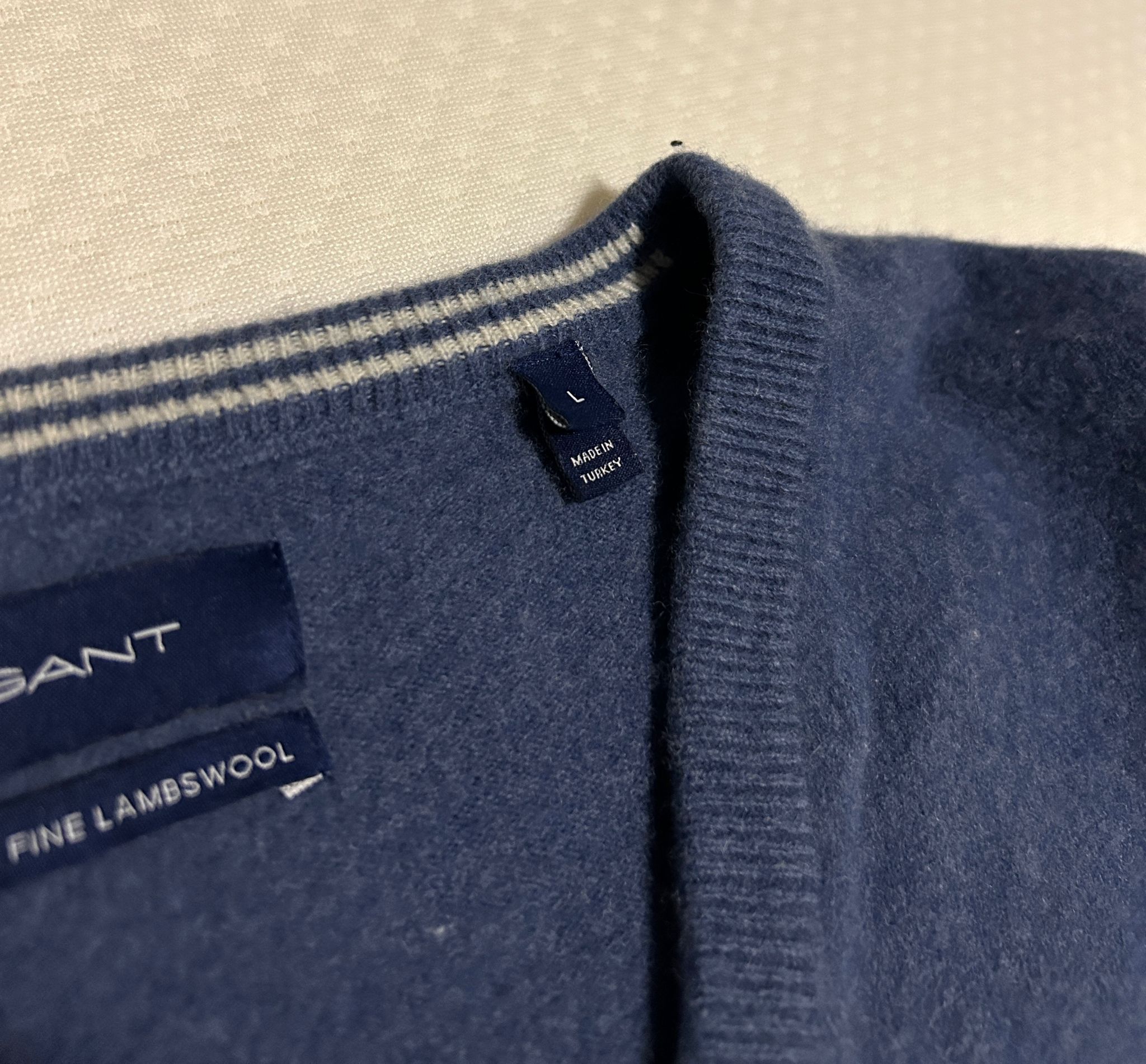 Gant Elegant| Casual |Sweater | 100% wool| Gant | L Size US L / EU 52-54 / 3 - 4 Thumbnail