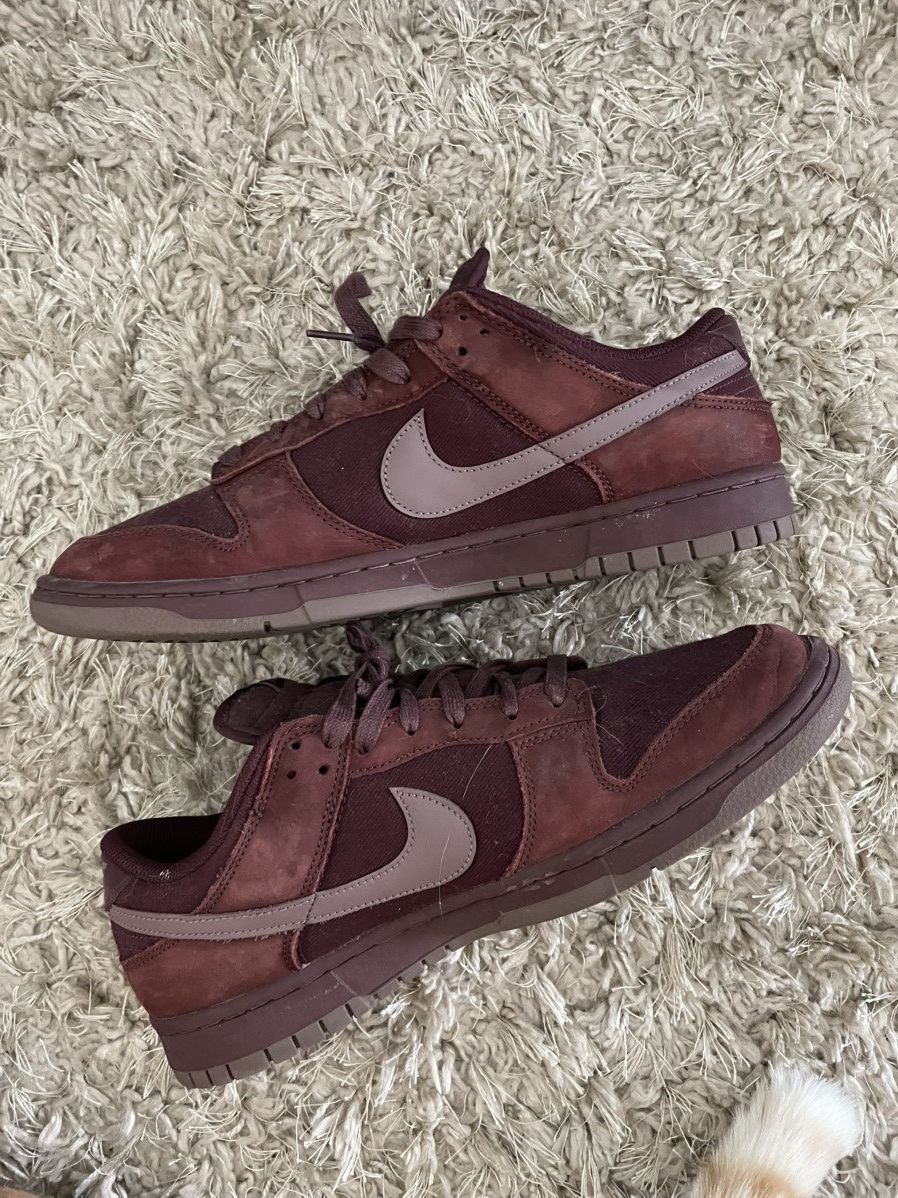 Nike Nike Dunk Low Premium Burgundy Crush Size US 11.5 / EU 44-45 - 3 Thumbnail