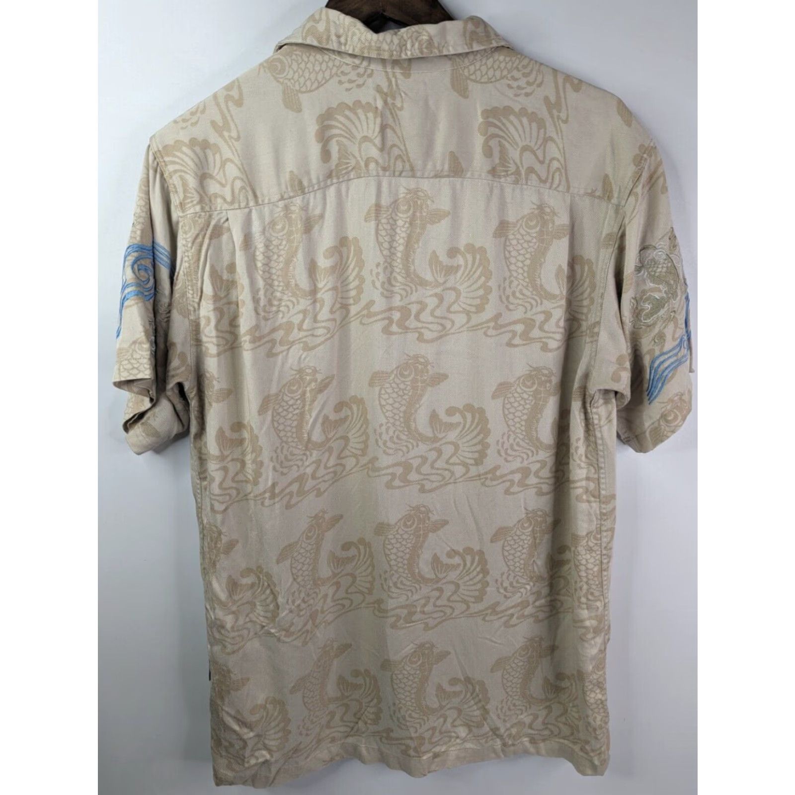 Guess GUESS Shirt Mens Small Beige Koi Embroidered Short Sleeve Button Up Camp Shirt Size US S / EU 44-46 / 1 - 3 Thumbnail