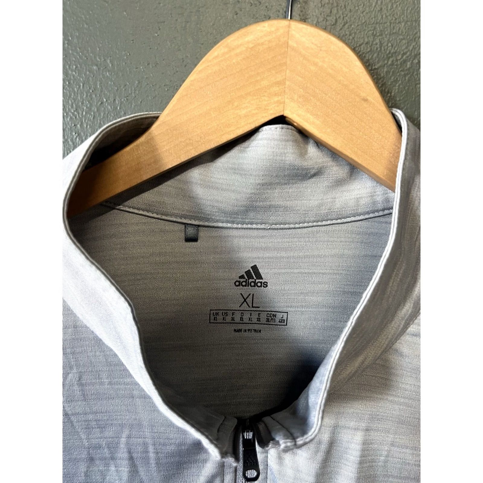 Adidas Adidas Mens Gray Long Sleeve 1/4 Zip Pullover XL Pullover Shirt Mens Gray 1/4 Zip Adidas Size US XL / EU 56 / 4 - 3 Thumbnail