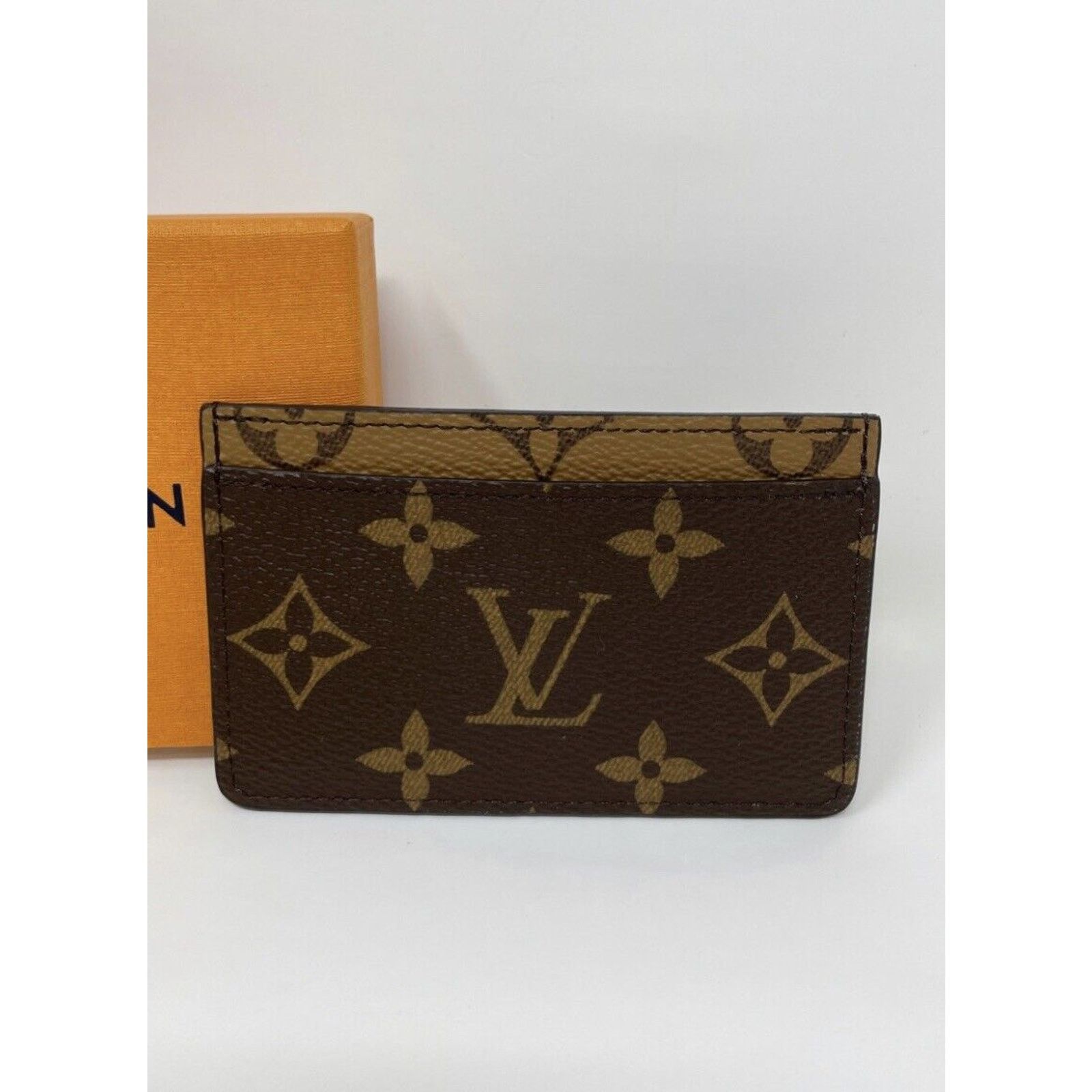 Louis Vuitton Brand New Louis Vuitton Monogram Reverse Canvas Card Holder Size ONE SIZE - 3 Thumbnail