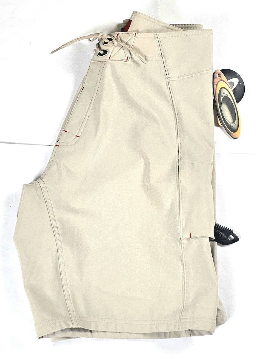 Oakley Oakley deadstock swim short Rare Size US 33 - 3 Thumbnail