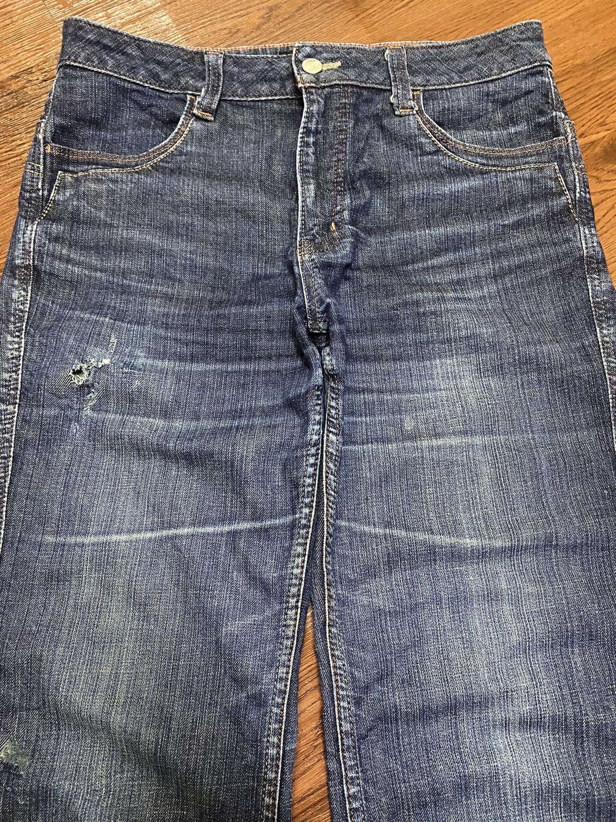Japanese Brand Vintage Japanese Brands Blue Wash Distressed Flare Jeans Size US 31 - 3 Thumbnail