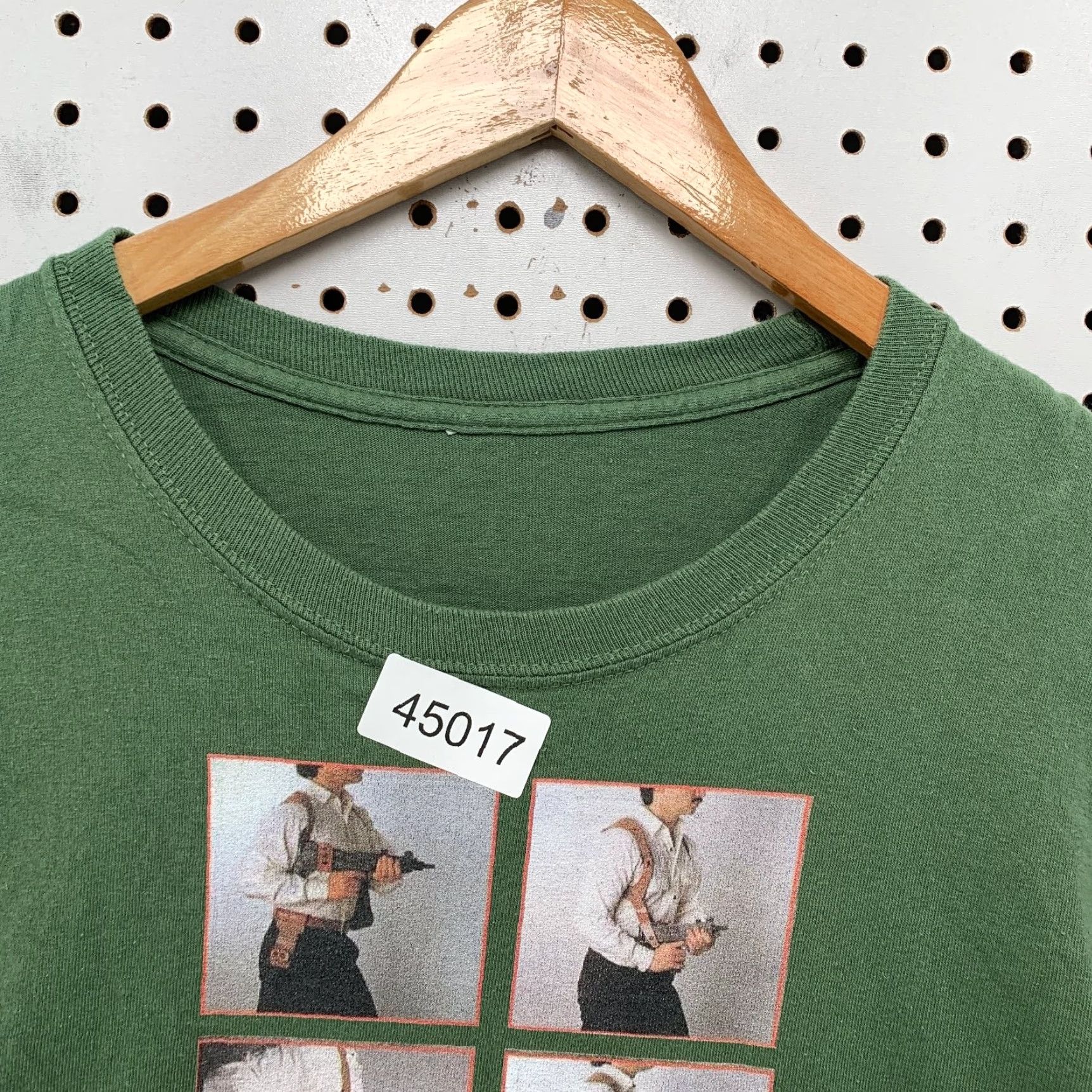 Gildan SAI Company Shirt Mens Medium Green Salient Arms International Long Sleeve Shirt Mens M Green Salient Arms International Long Sleeve Size US M / EU 48-50 / 2 - 6 Thumbnail