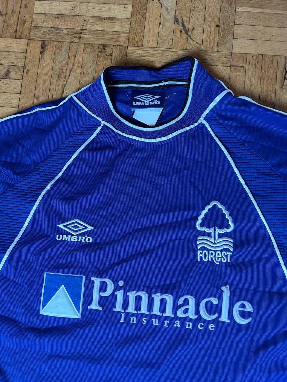 Umbro Vintage Nottingham Forest 1999-00 Football Shirt Umbro XL Size US XL / EU 56 / 4 - 4 Thumbnail