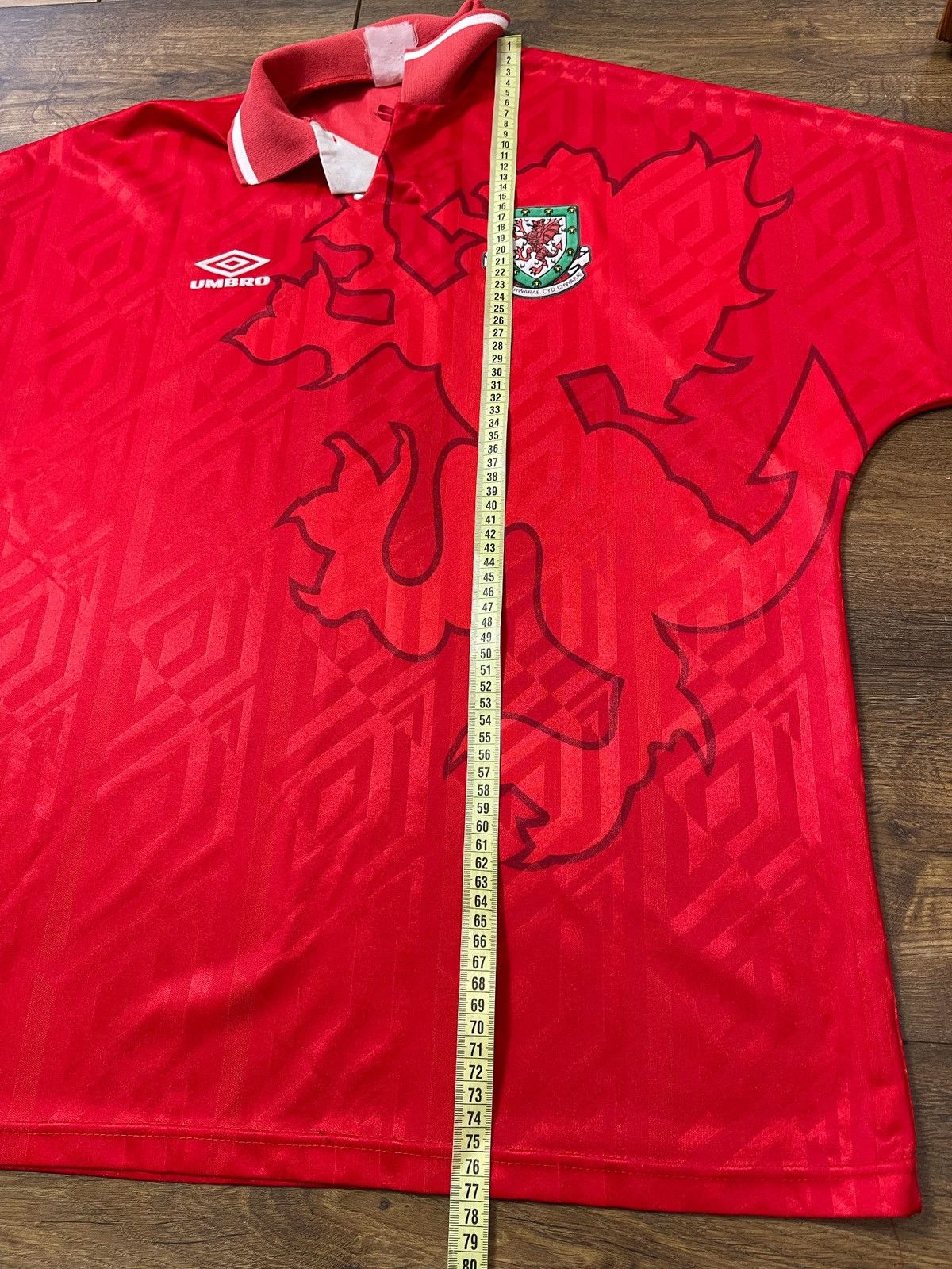 Umbro Wales Umbro 1992 Football Shirt Red Dragon Welsh National Size US L / EU 52-54 / 3 - 10 Thumbnail