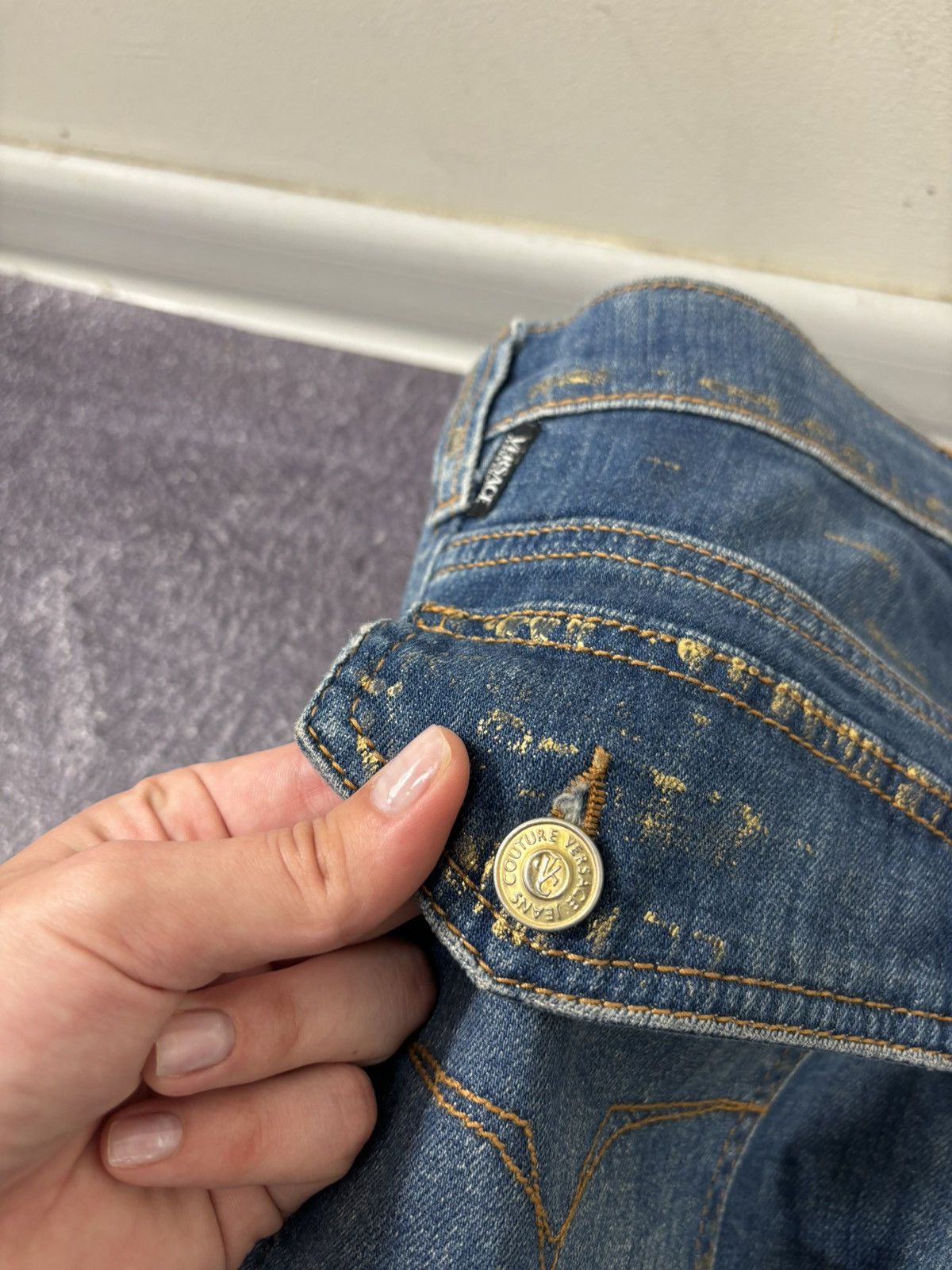 Versace Jeans Couture Versace Jeans Couture Women’s Faded Blue Denim Cropped Jeans Size 30" / US 8 / IT 44 - 15 Thumbnail