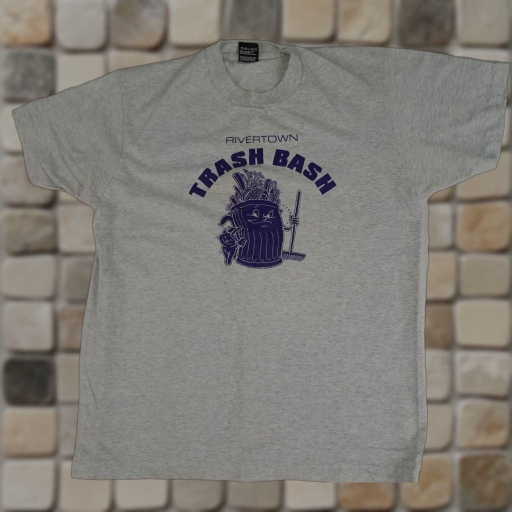 Fruit Of The Loom VINTAGE Detroit's Rivertown 90s Trash Bash Single Stitch Lg TShirt Screen Stars Shirt Unisex Adults Mens Womens 90s River Clean-up Cotton Gray Size US L / EU 52-54 / 3 - 1 Thumbnail