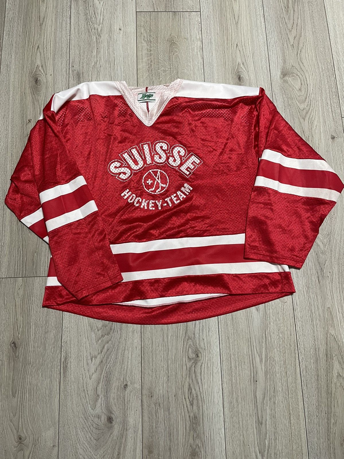 NHL Vintage Suisse Hockey Team Jersey Red Made in Italy Size US M / EU 48-50 / 2 - 2 Thumbnail