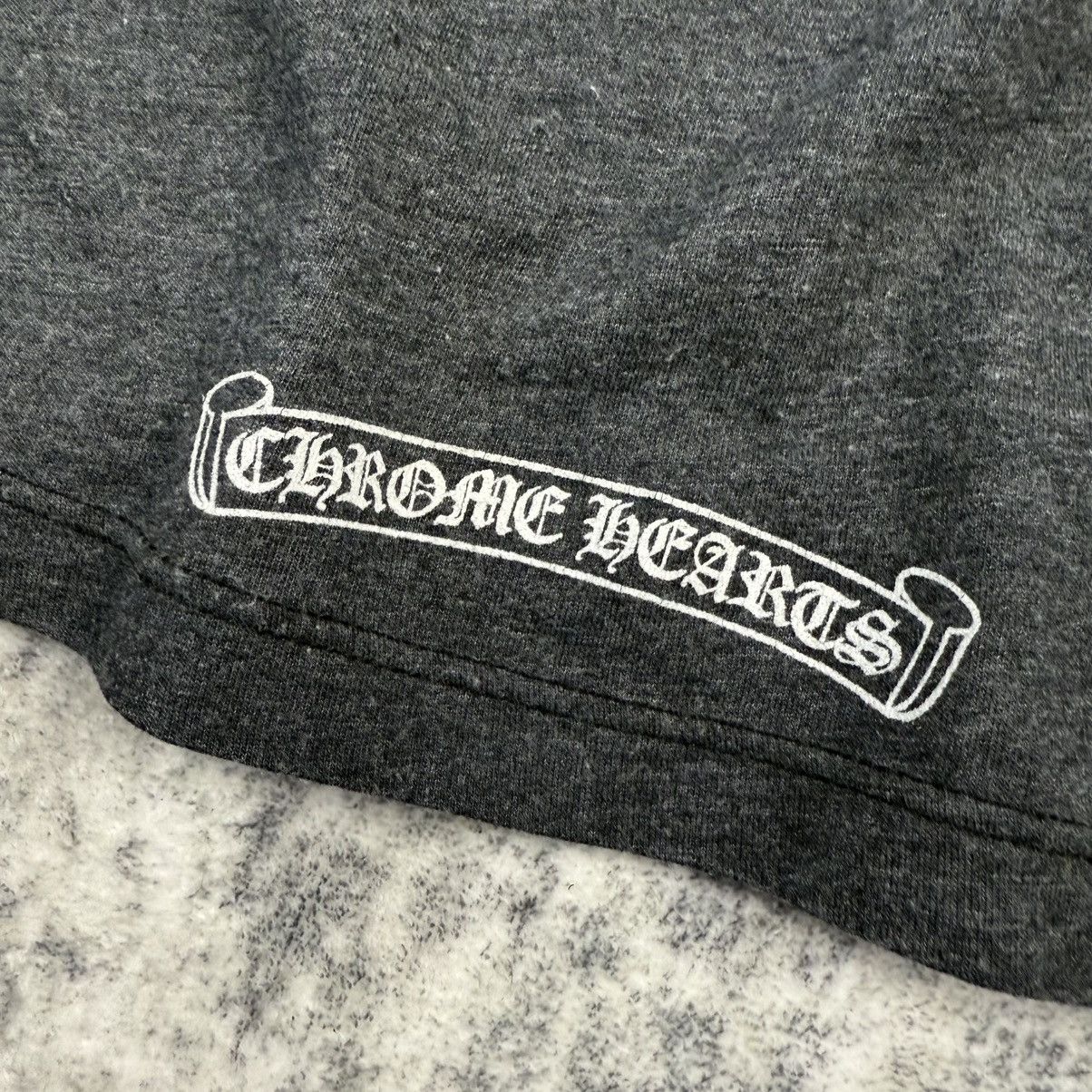 Chrome Hearts Chrome Hearts Vintage Cross ‘Grey’ L/S Size US S / EU 44-46 / 1 - 4 Thumbnail
