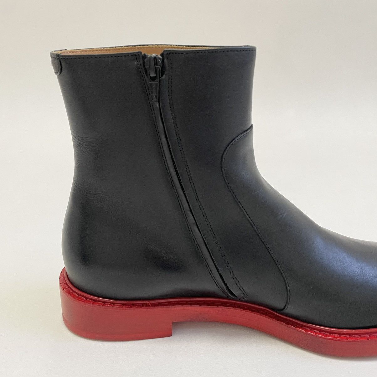 Maison Margiela A/W 16 ‘Painted Red Sole’ Black Boots Size US 13 / EU 46 - 16 Thumbnail