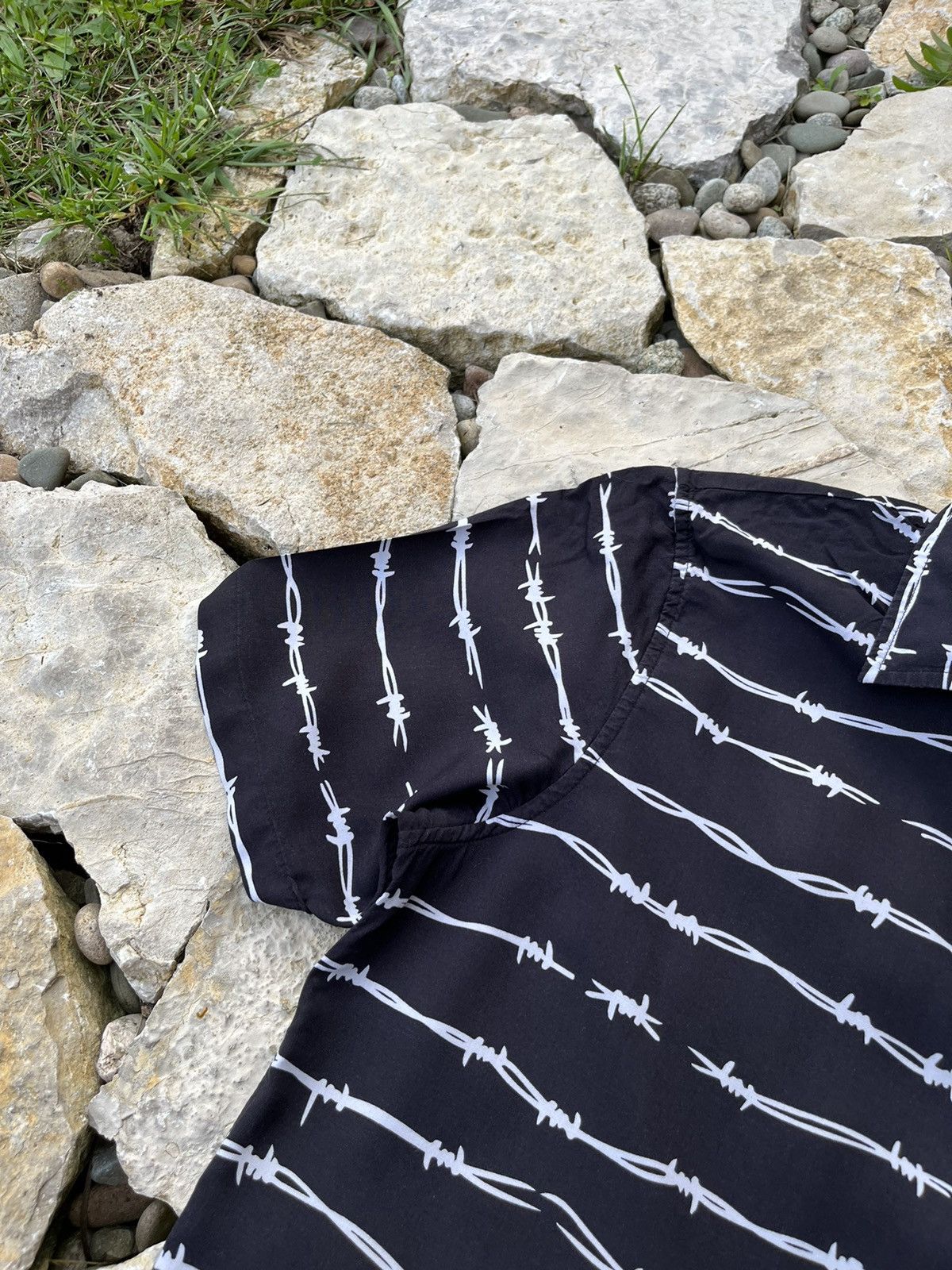 Vans Vans Vault shirt OG barbed wire pocket echidna full print Size US M / EU 48-50 / 2 - 10 Thumbnail