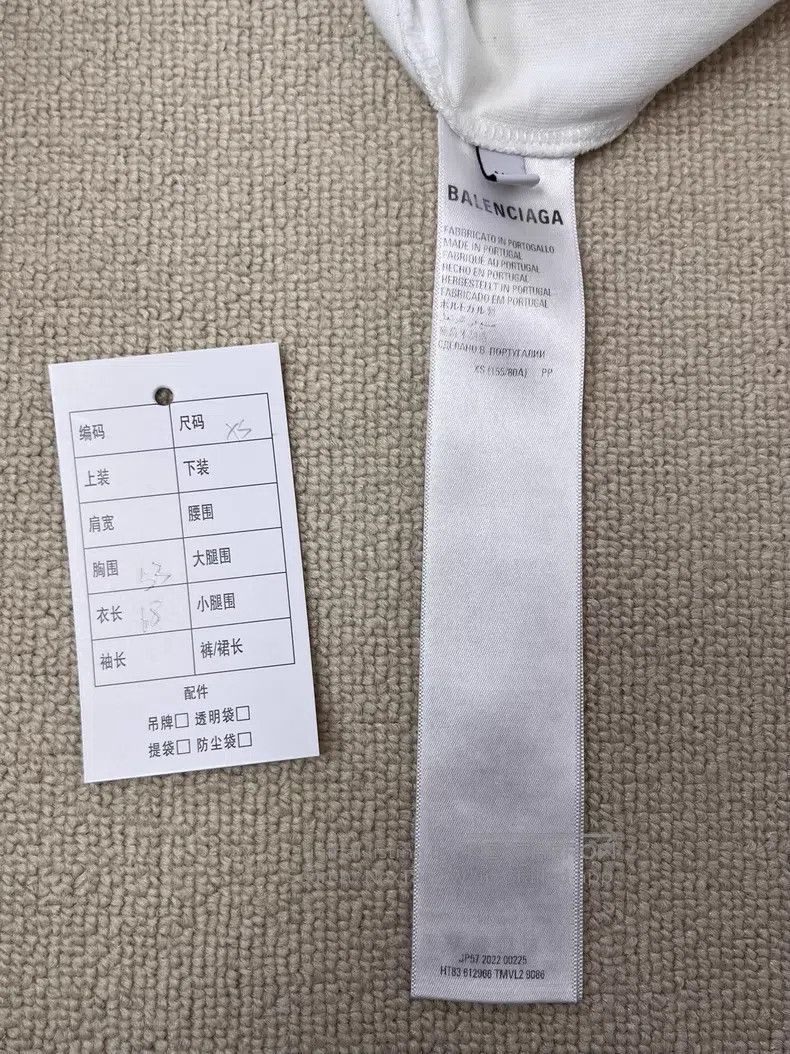 Balenciaga Balenciaga Logo Letter Printed Crewneck Short Sleeve T-Shi Size US XS / EU 42 / 0 - 4 Thumbnail