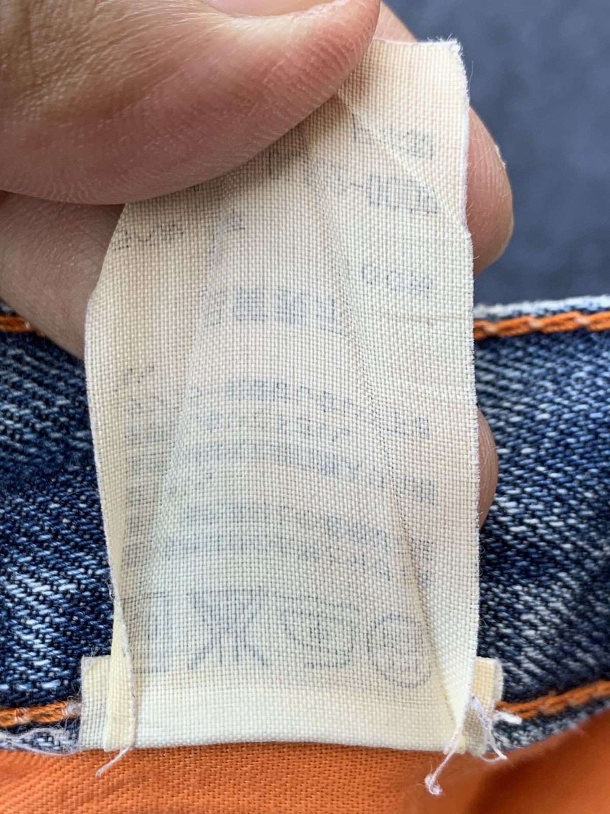 Levi's Distressed Levi's 502 classic faded. (26) Size US 31 - 4 Thumbnail