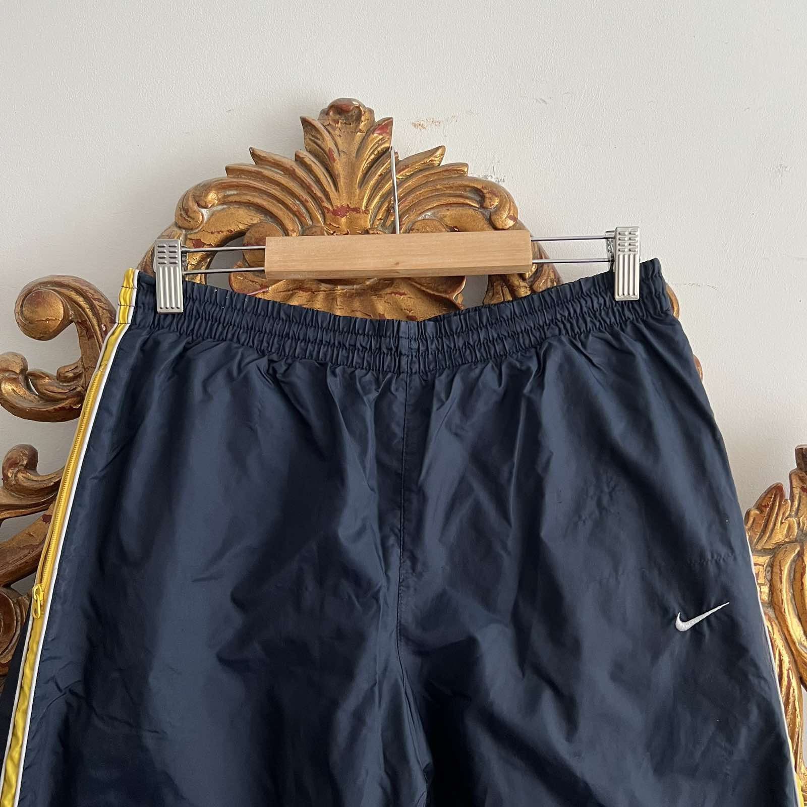 Vintage Vintage Nike Track Pants Nylon Y2K 00s Swoosh Striped Sz M Size US 34 / EU 50 - 3 Thumbnail