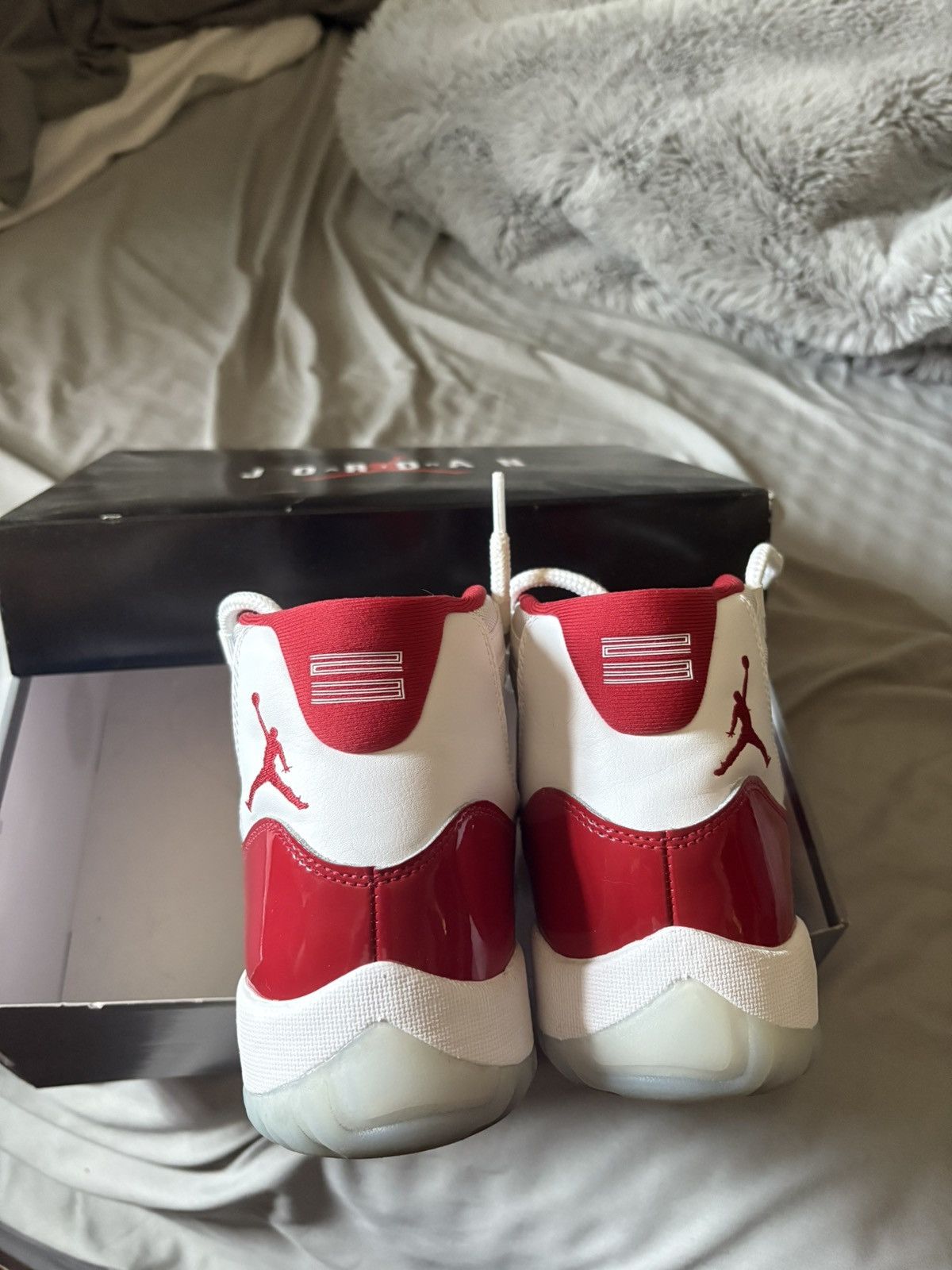 Jordan Brand Jordan 11 cherry Size US 9 / EU 42 - 6 Thumbnail