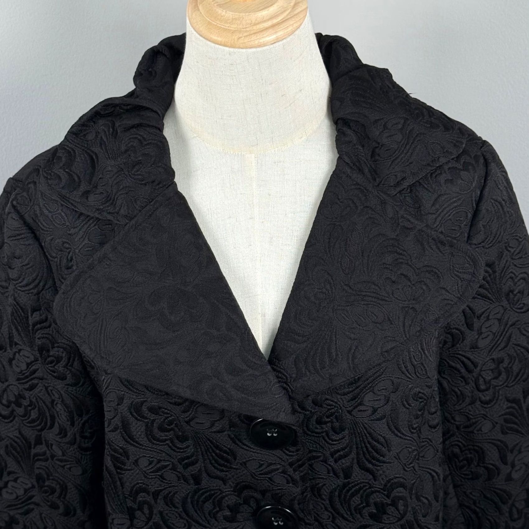 Paige Charlie Paige L/XL Coat Black Floral Jacquard Brocade Button Front Damask NWT Size XL / US 12-14 / IT 48-50 - 5 Thumbnail
