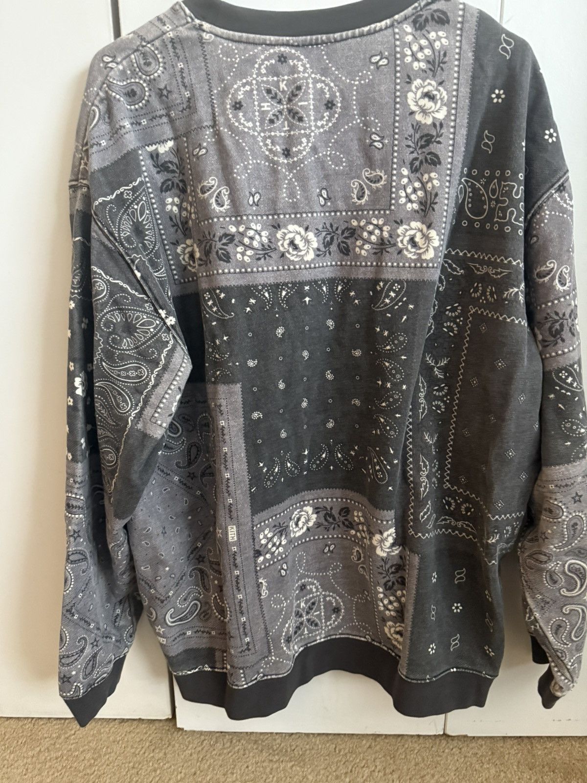 Kith Kith Deconstructed Bandana Crewneck - XL Size US XL / EU 56 / 4 - 5 Thumbnail