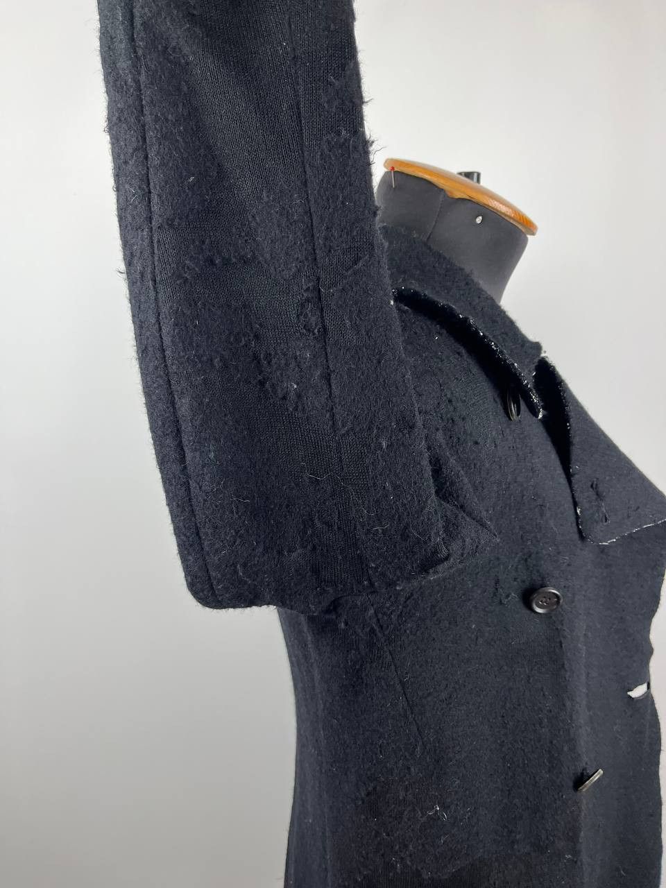 Yohji Yamamoto Worn Condition Archival Yohji Yamamoto Distressed Wool Coat Size US XS / EU 42 / 0 - 17 Thumbnail