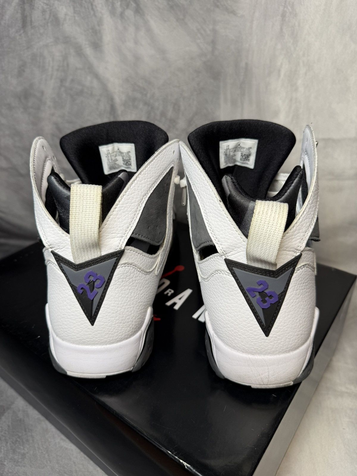 Jordan Brand × Nike Air Jordan 7 Retro Men's White/Gray/Purple Size US 13 / EU 46 - 2 Thumbnail