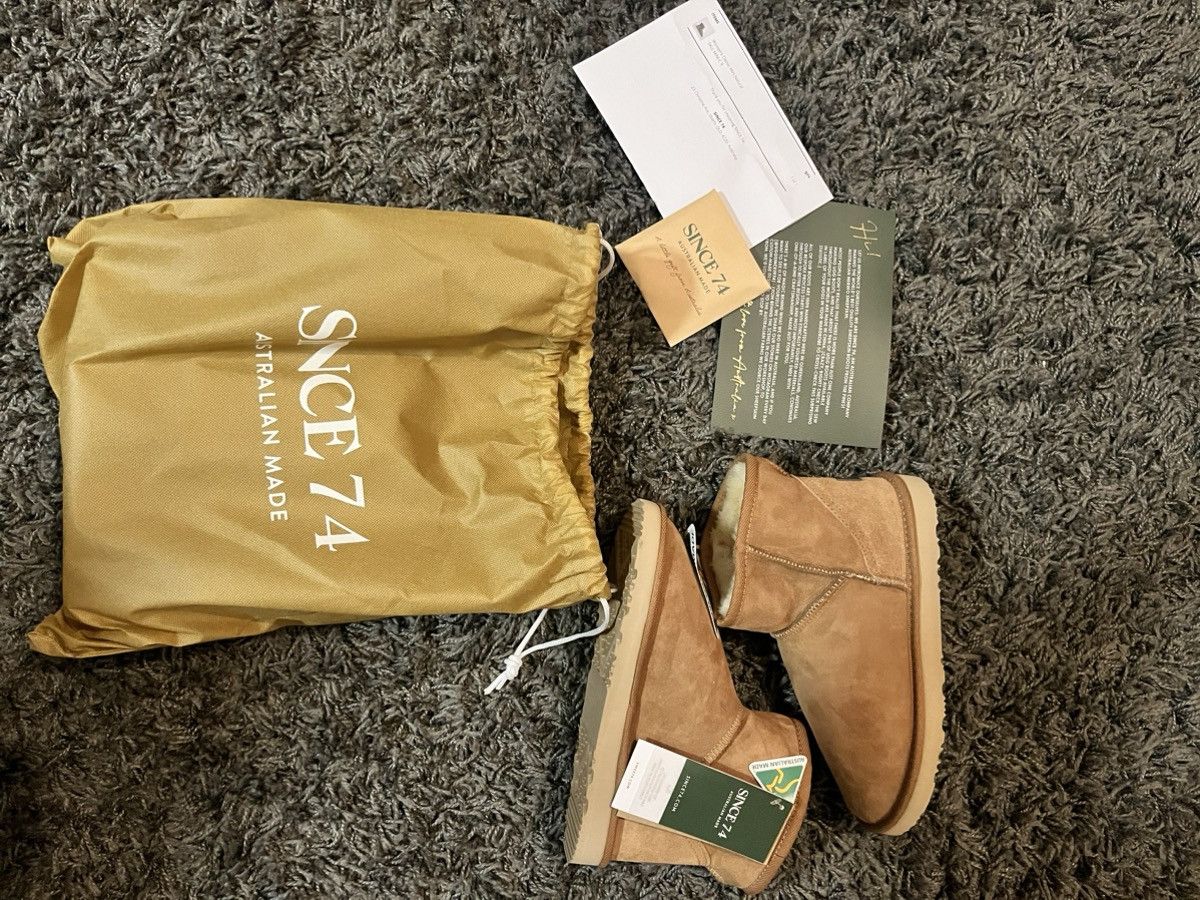 Ugg UGG Since 74 Size US 9 / IT 39 - 1 Thumbnail