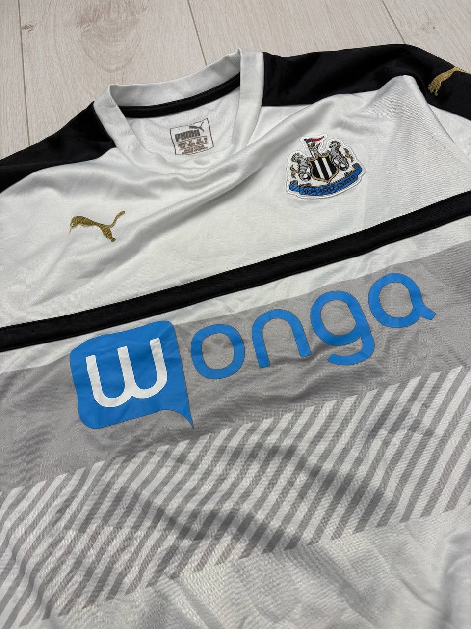 Puma Newcastle United Puma 2015/16 Long Sleeve Soccer Jersey - S Size US S / EU 44-46 / 1 - 6 Thumbnail