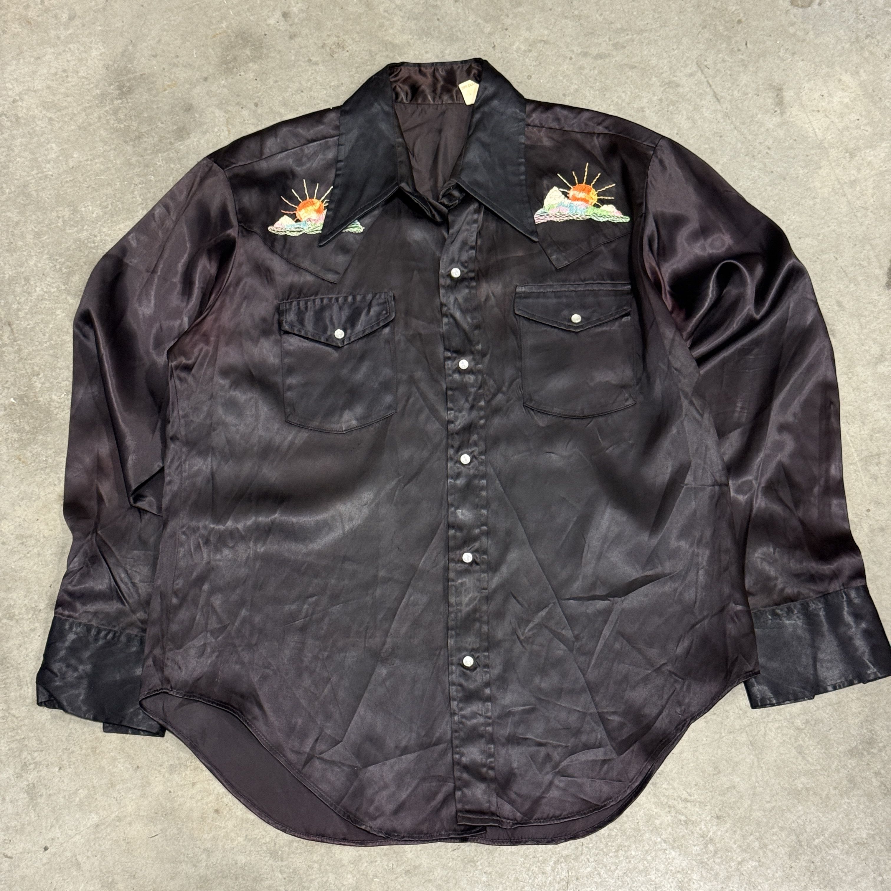 Other Vintage Embroidered Mountain Scene Western Shirt Size L Jizz Ind Size US L / EU 52-54 / 3 - 1 Thumbnail