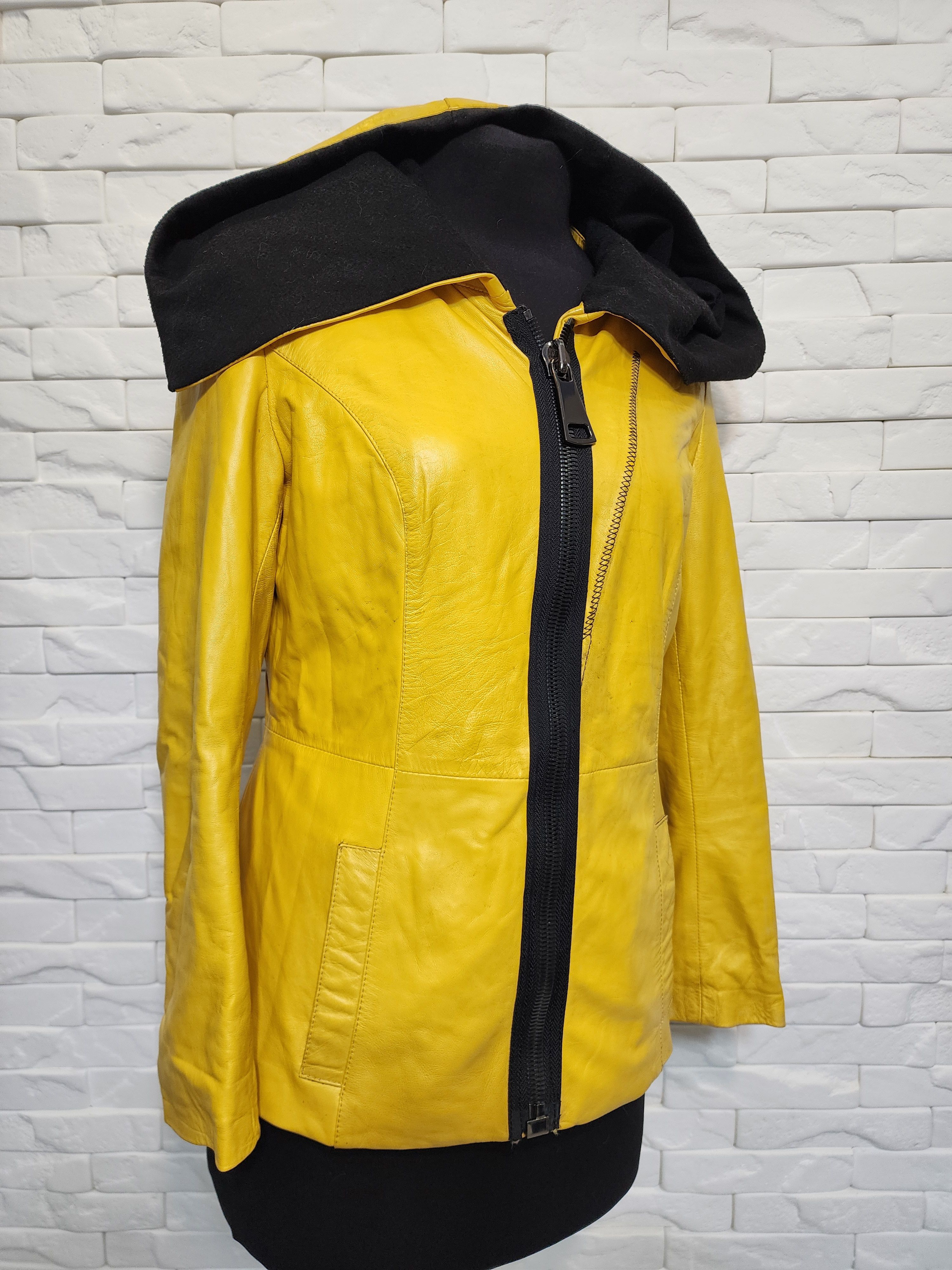 Genuine Leather Yellow Leather Hooded Jacket: Women's Sport Coat Size M / US 6-8 / IT 42-44 - 4 Thumbnail