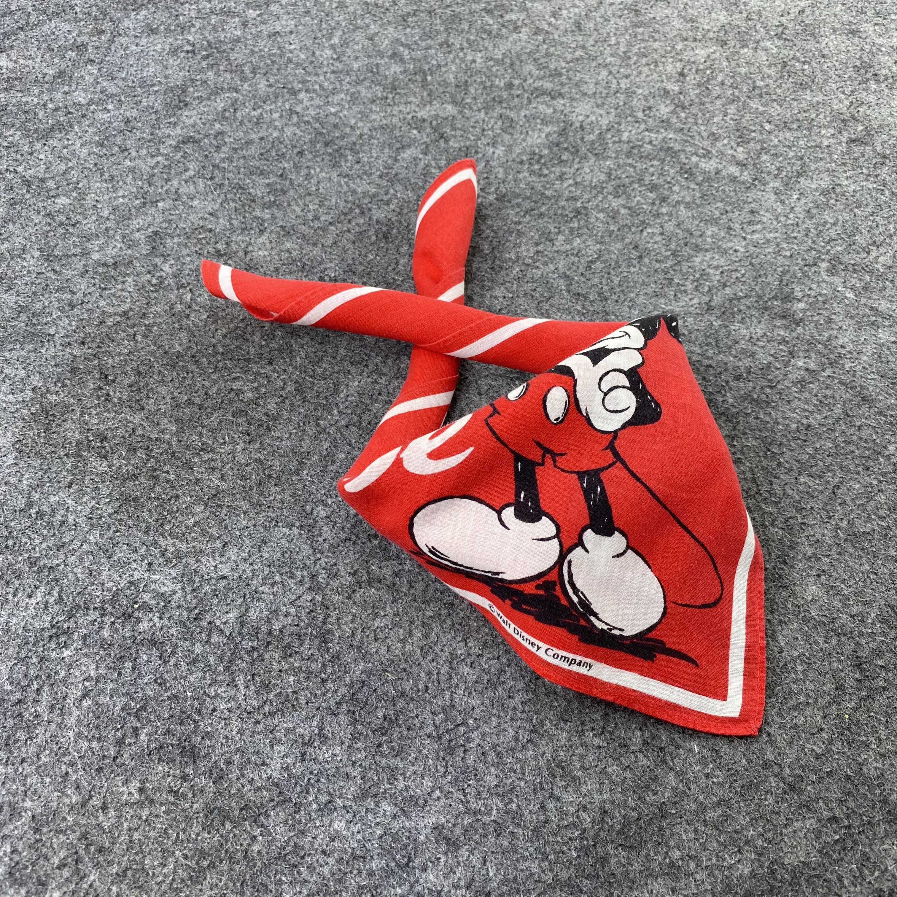 Anime Tokyo Disneyland Handkerchief Cartoon Mickey mouse-B1416 Size ONE SIZE - 3 Thumbnail